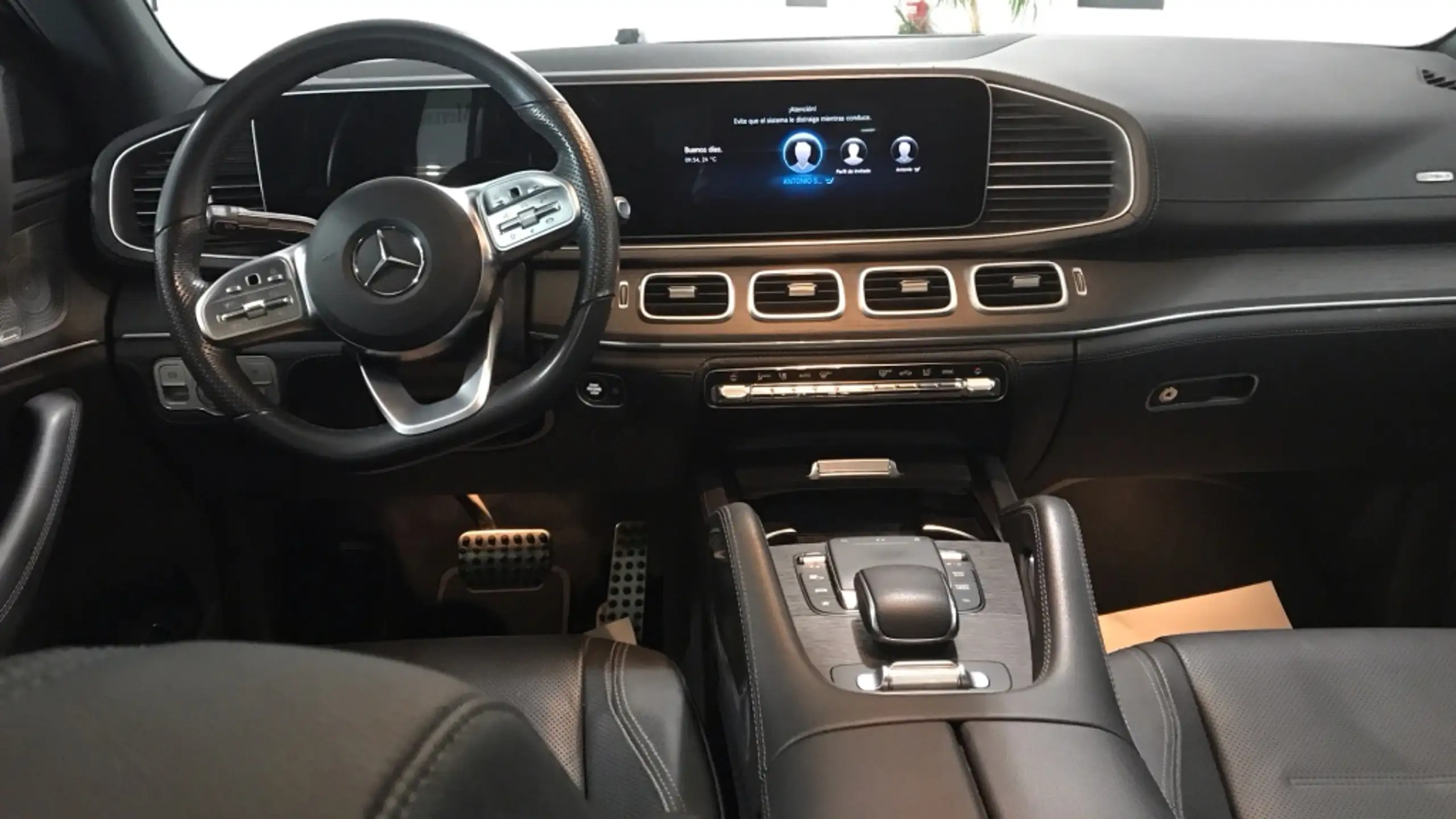 Mercedes-Benz - GLE 400