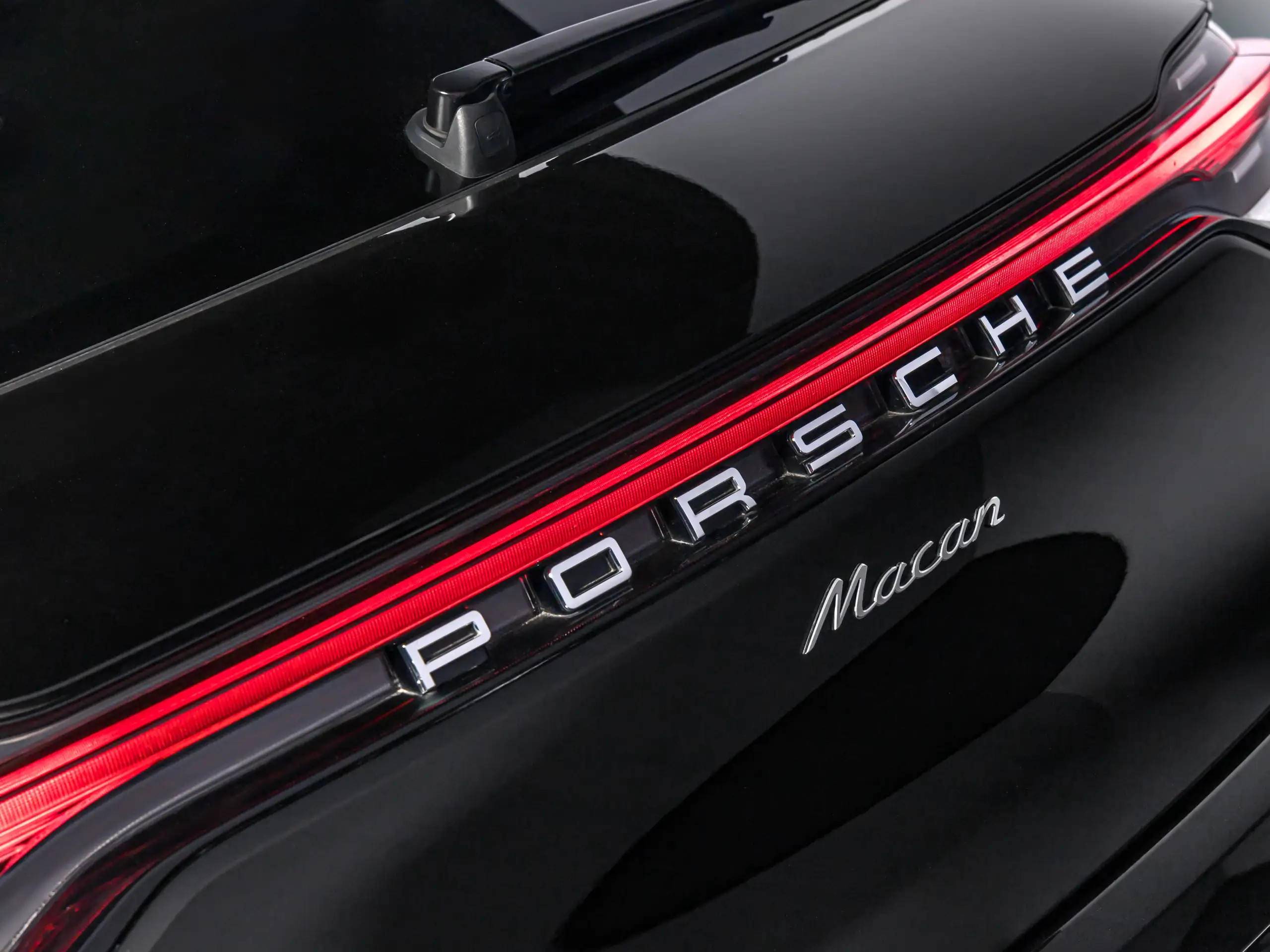 Porsche - Macan