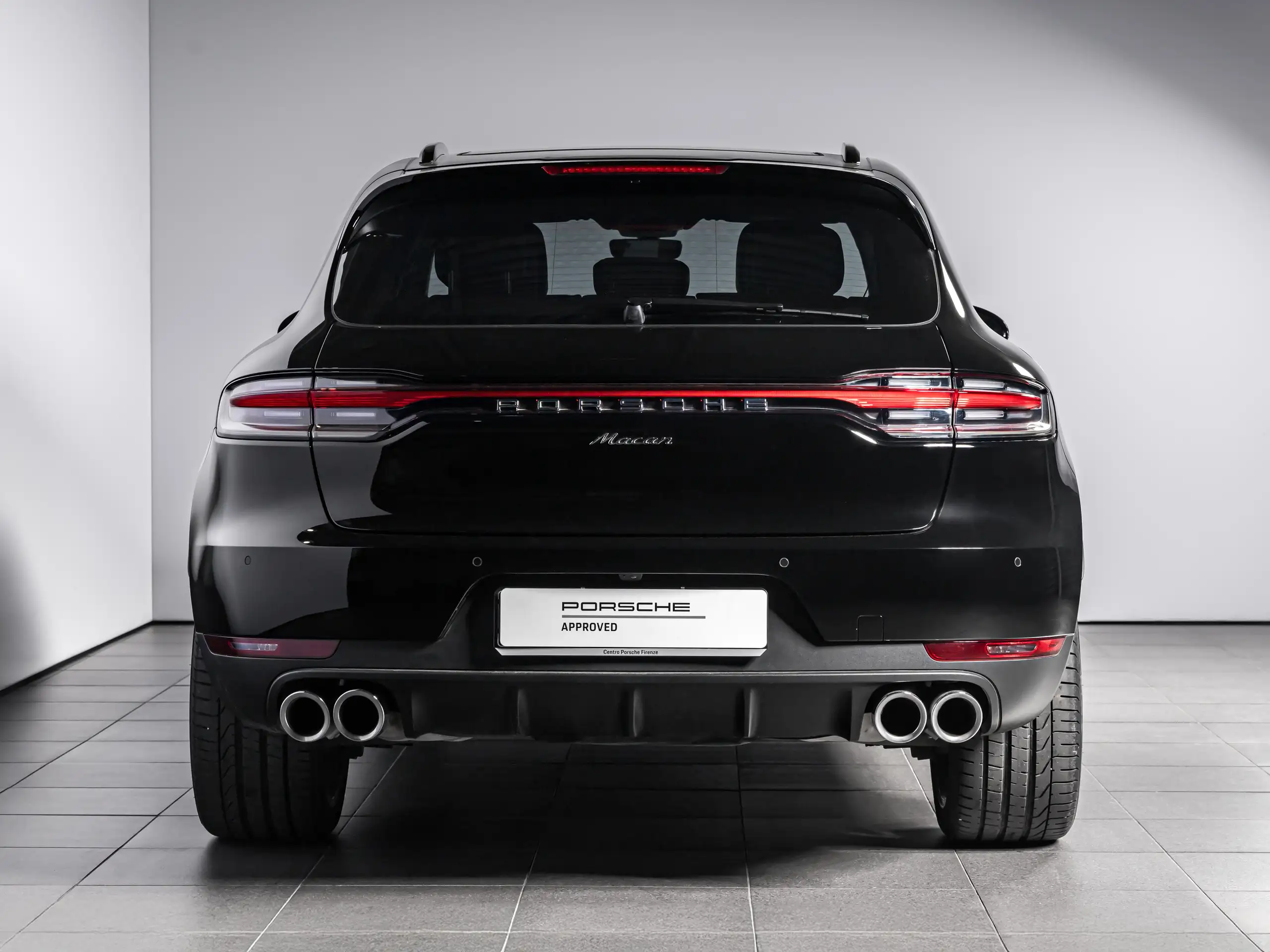 Porsche - Macan