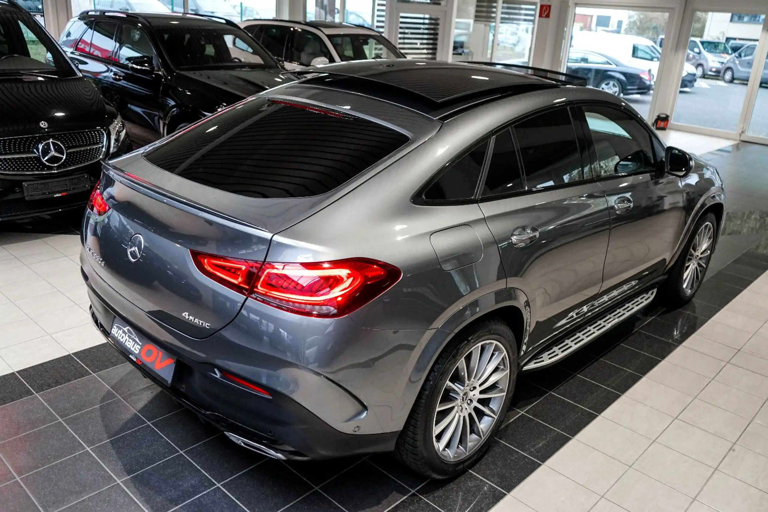 Mercedes-Benz - GLE 350