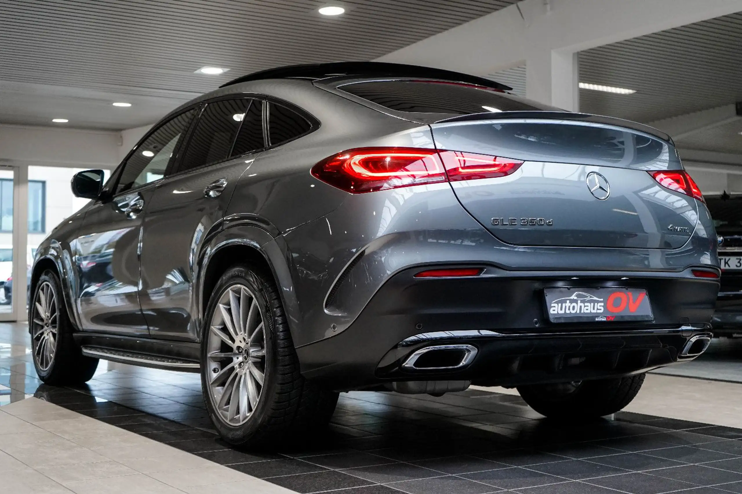 Mercedes-Benz - GLE 350