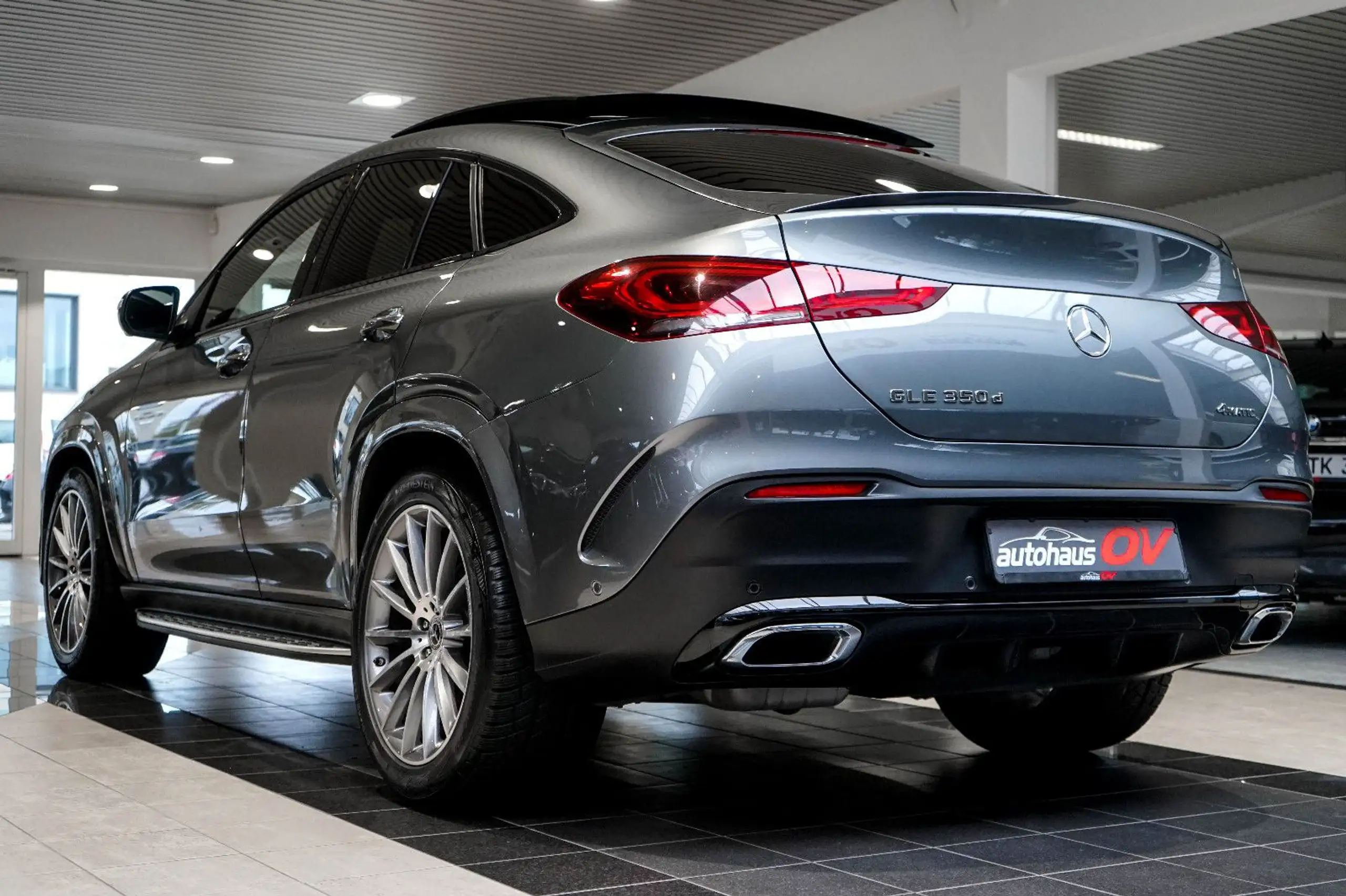 Mercedes-Benz - GLE 350