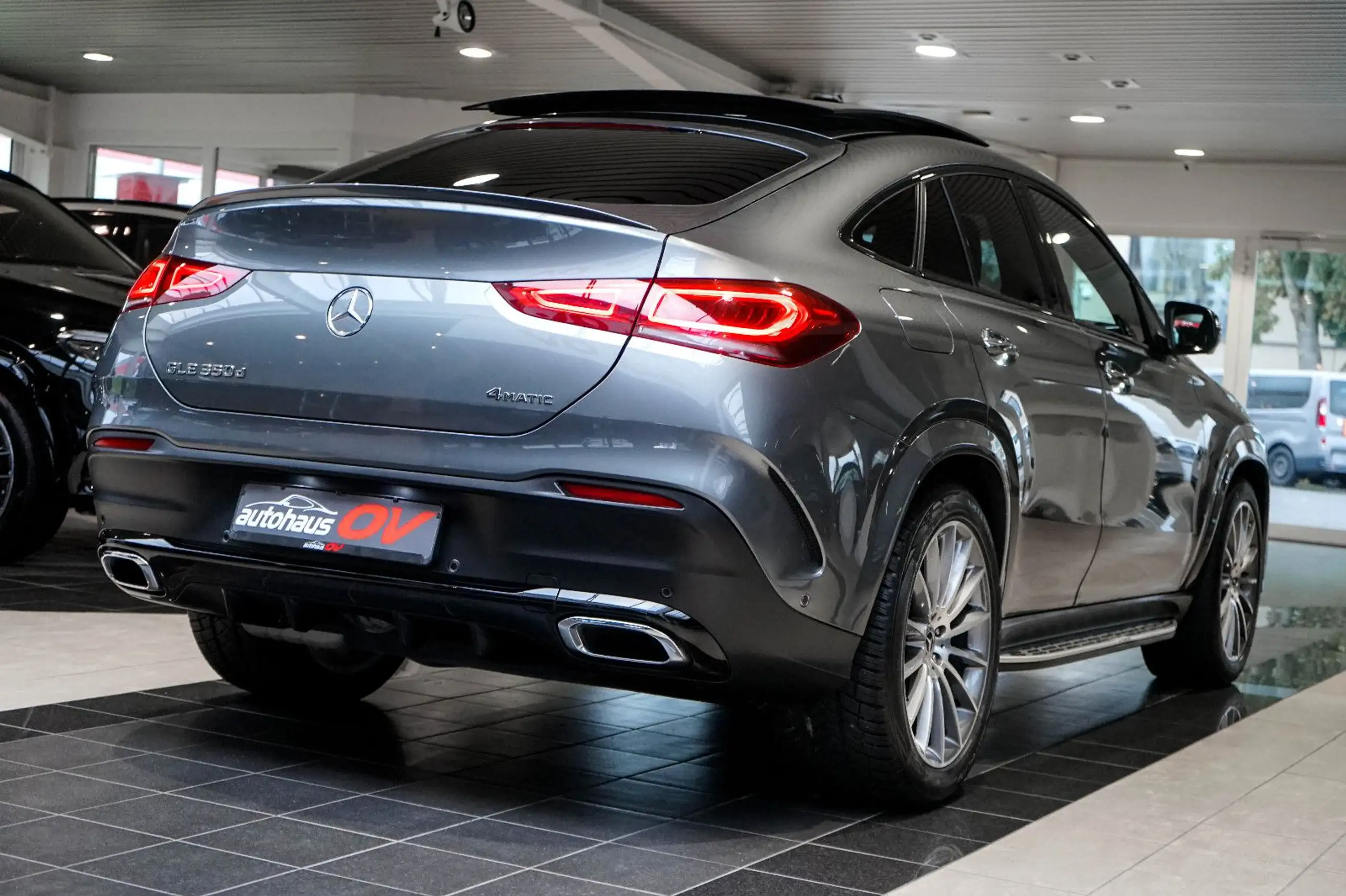 Mercedes-Benz - GLE 350