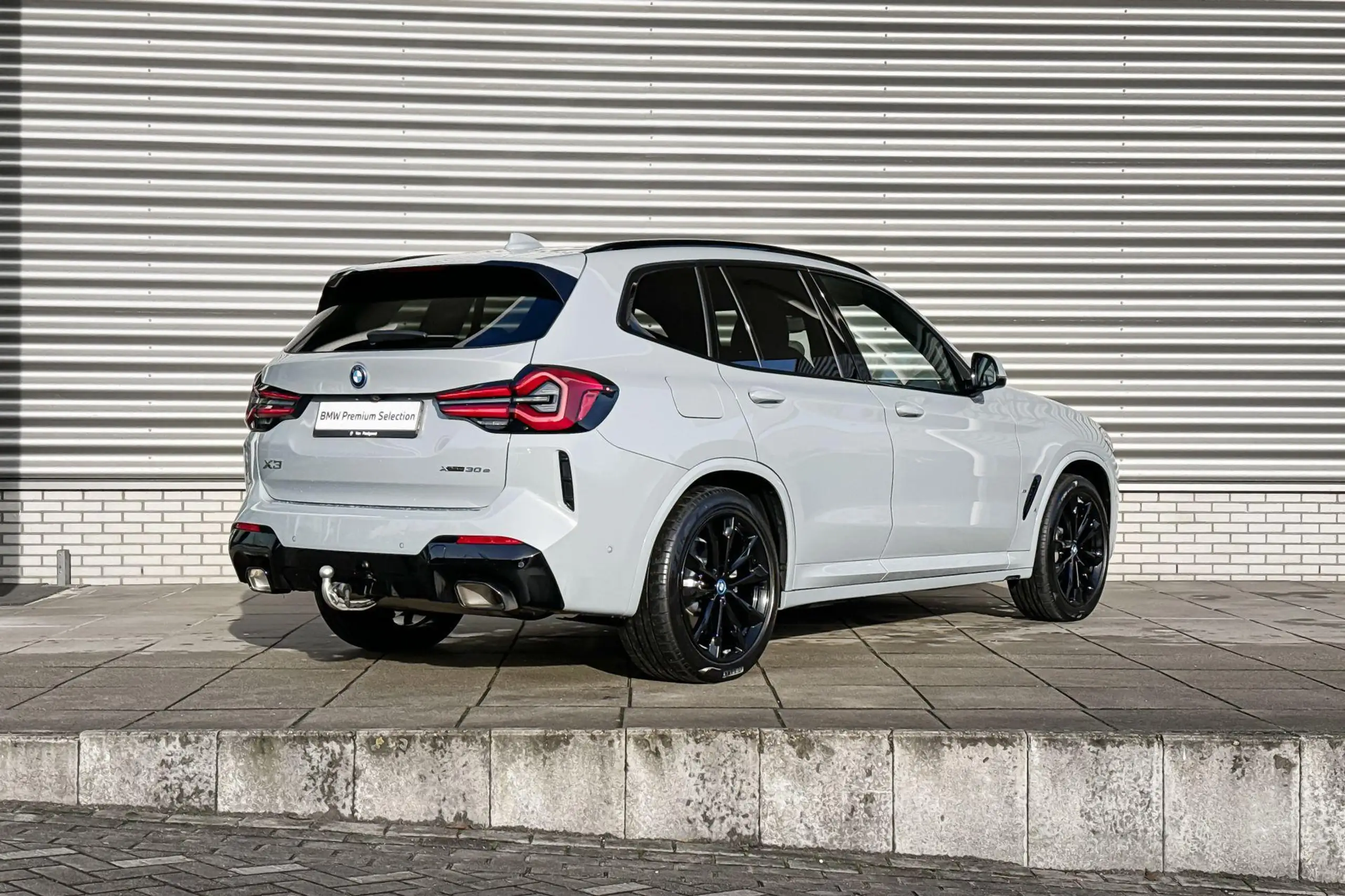 BMW - X3