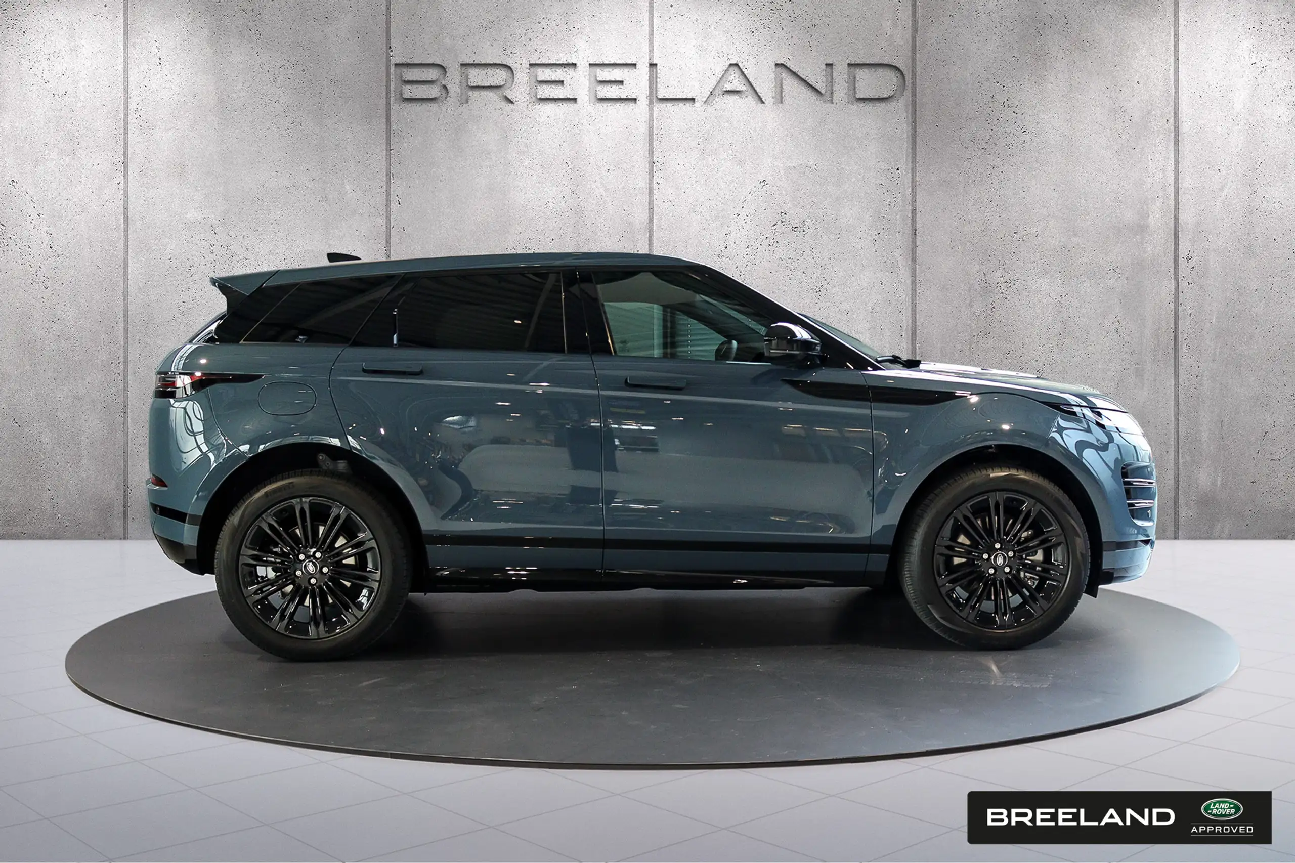 Land Rover - Range Rover Evoque