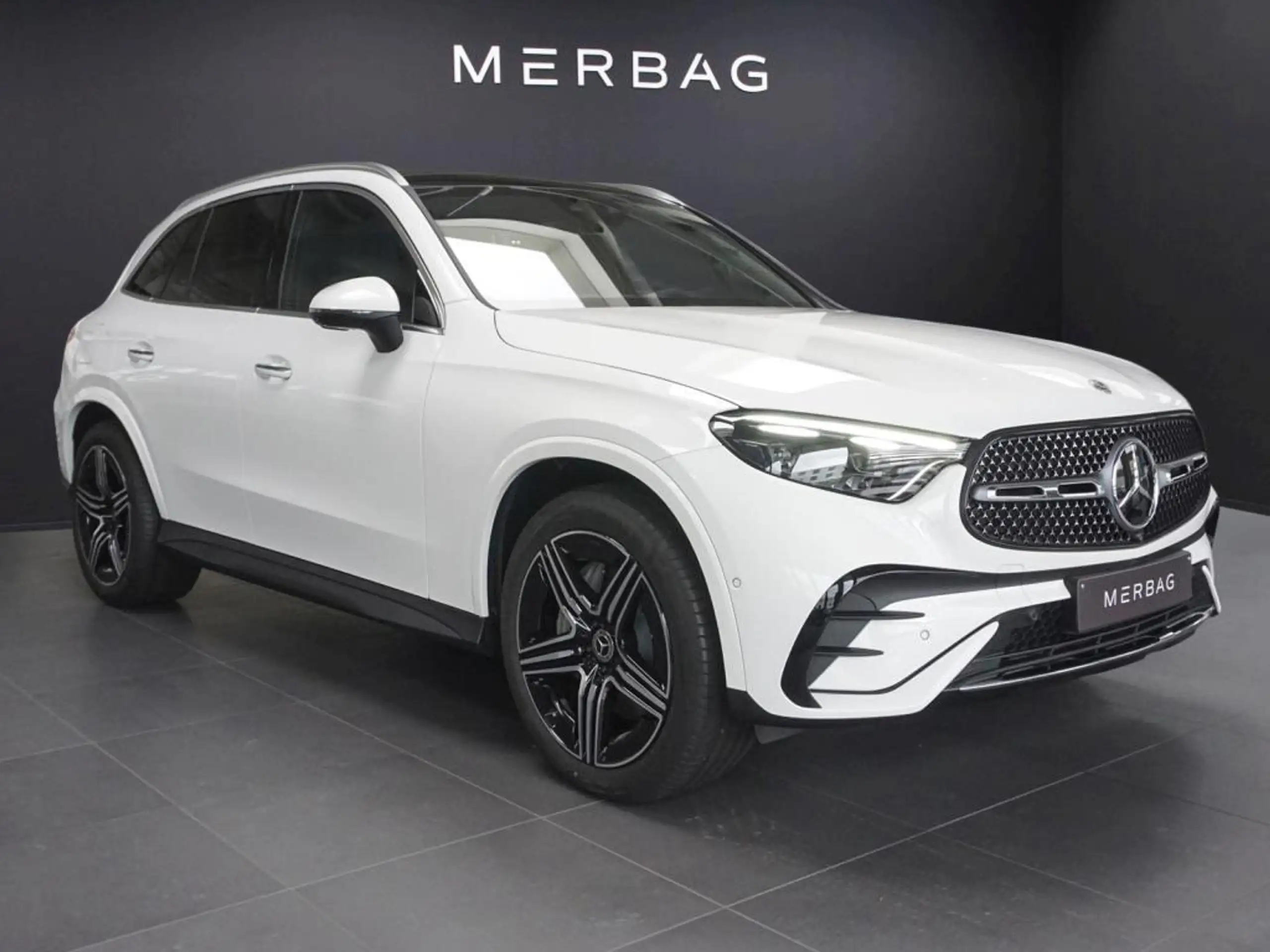 Mercedes-Benz - GLC 300