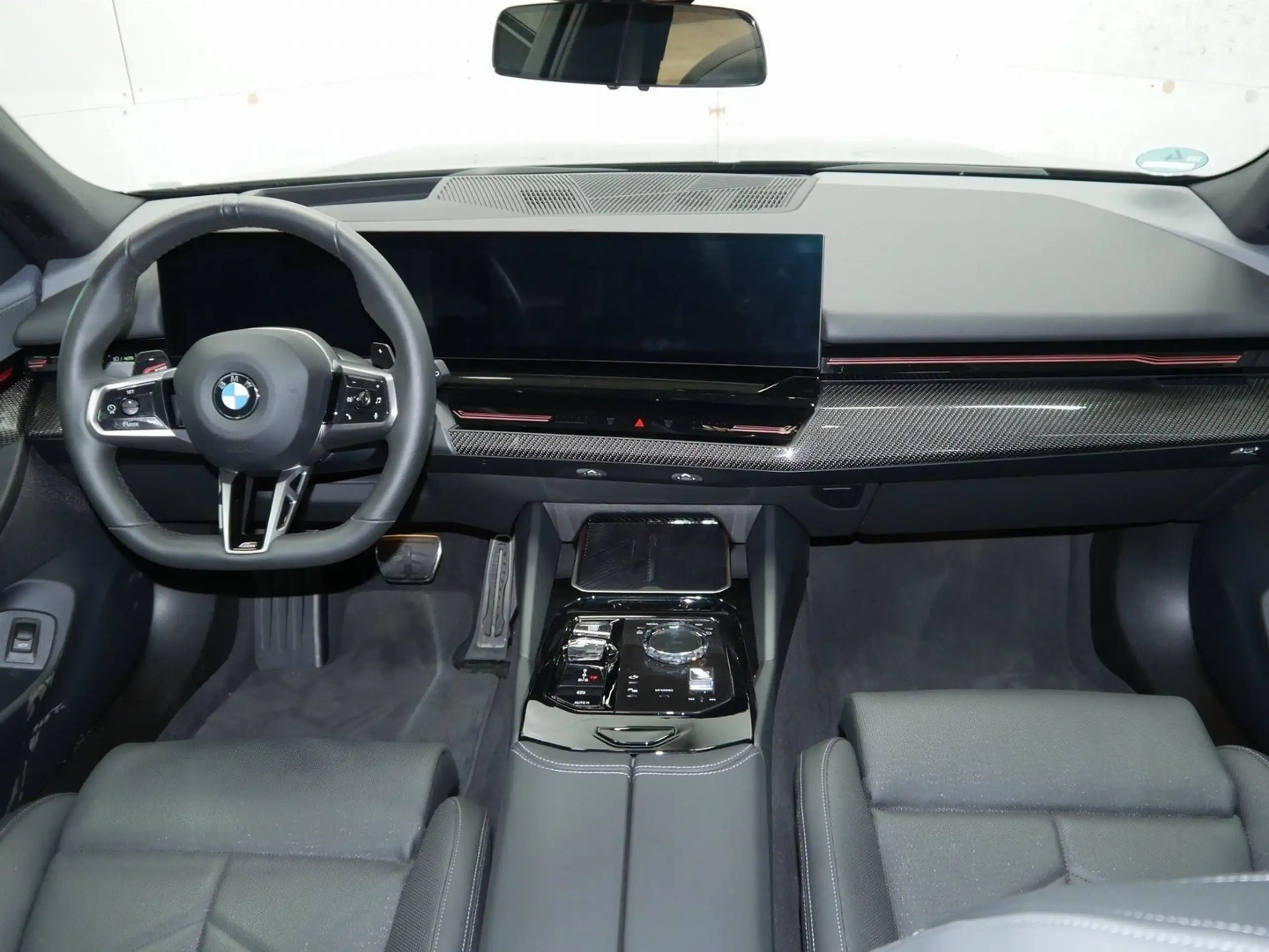 BMW - 520