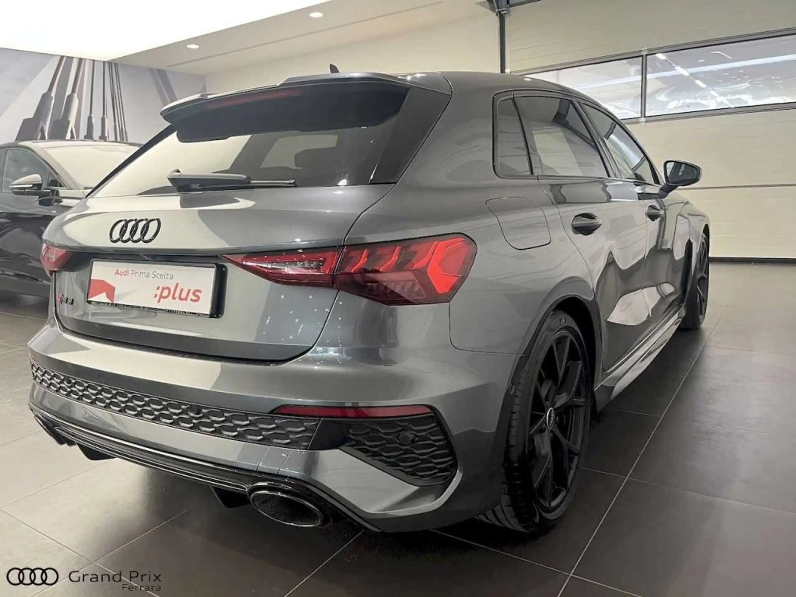 Audi - RS3