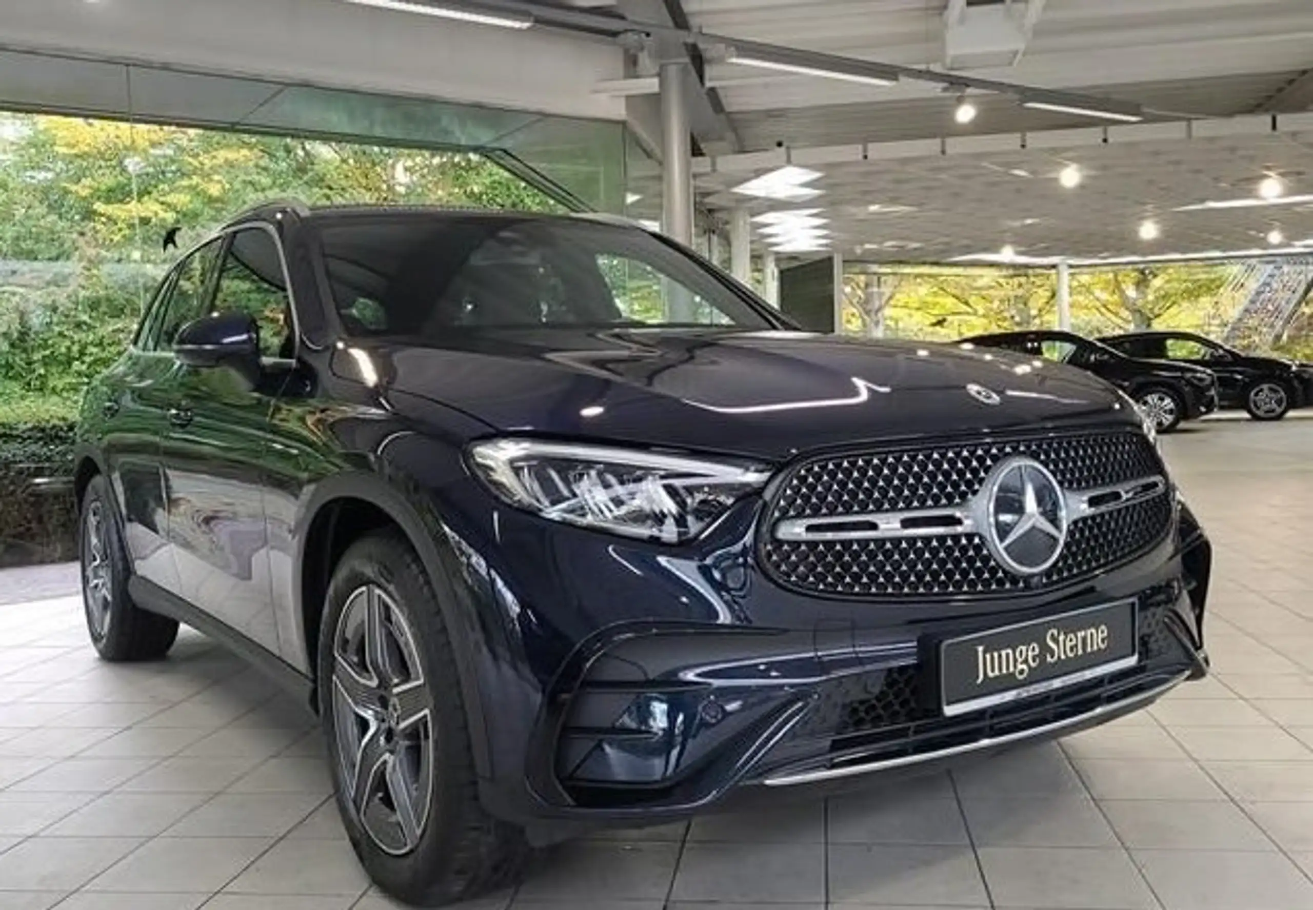 Mercedes-Benz - GLC 300