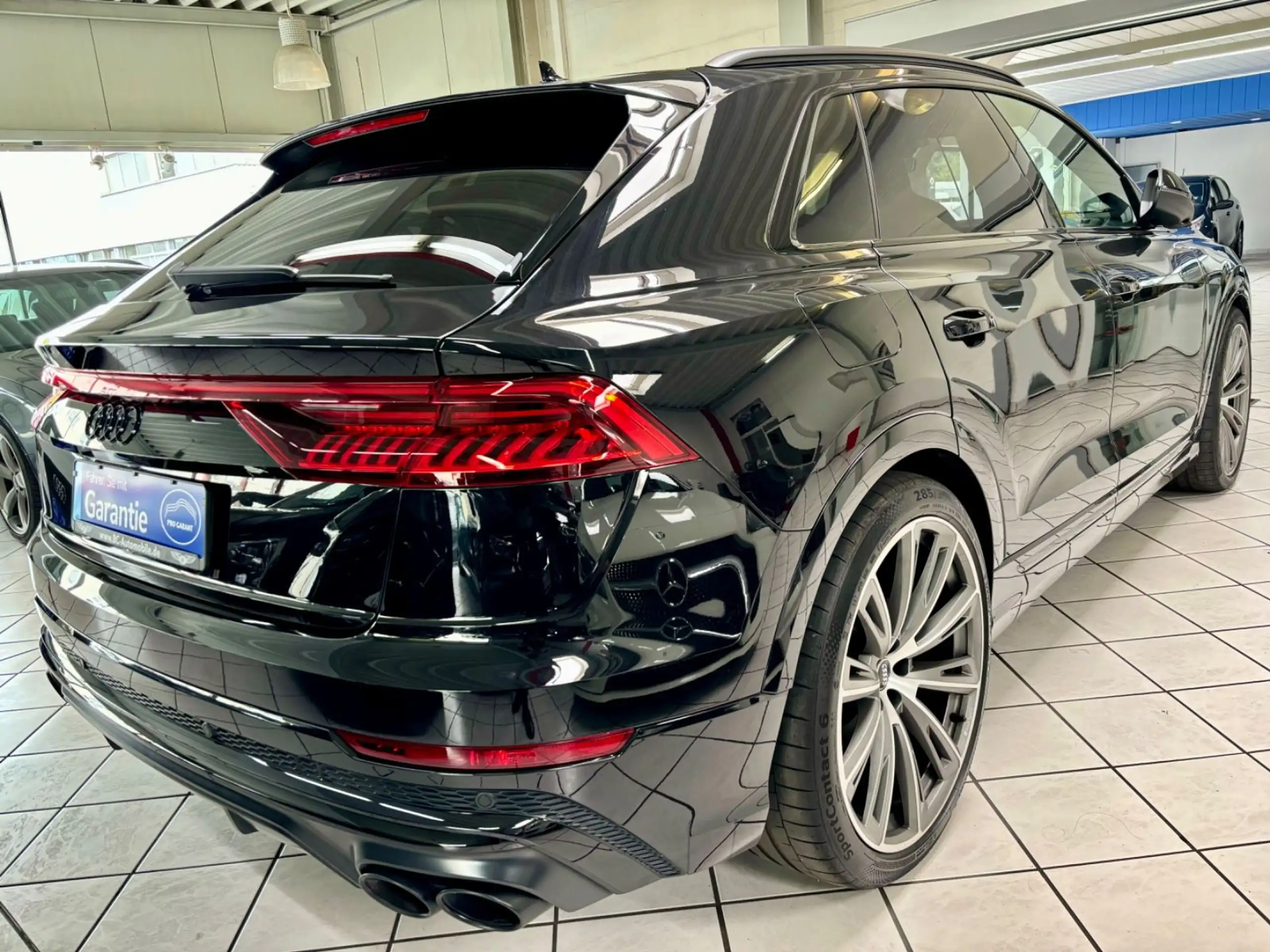 Audi - SQ8