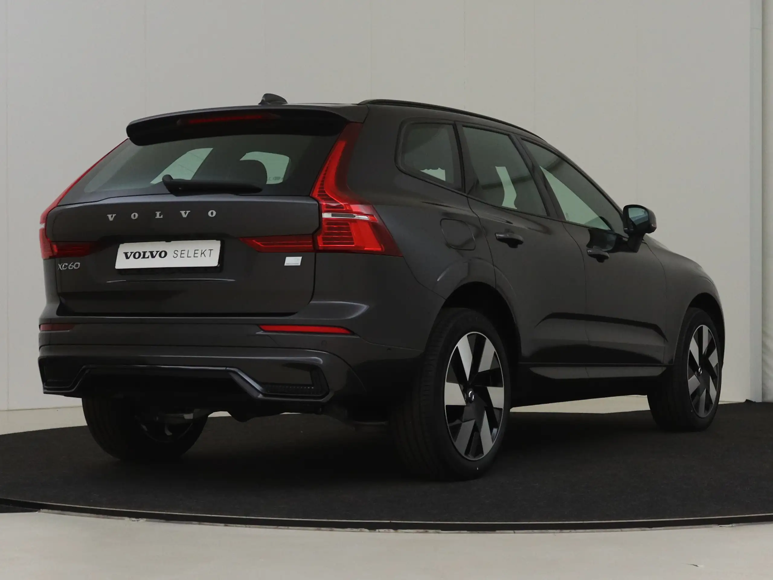 Volvo - XC60