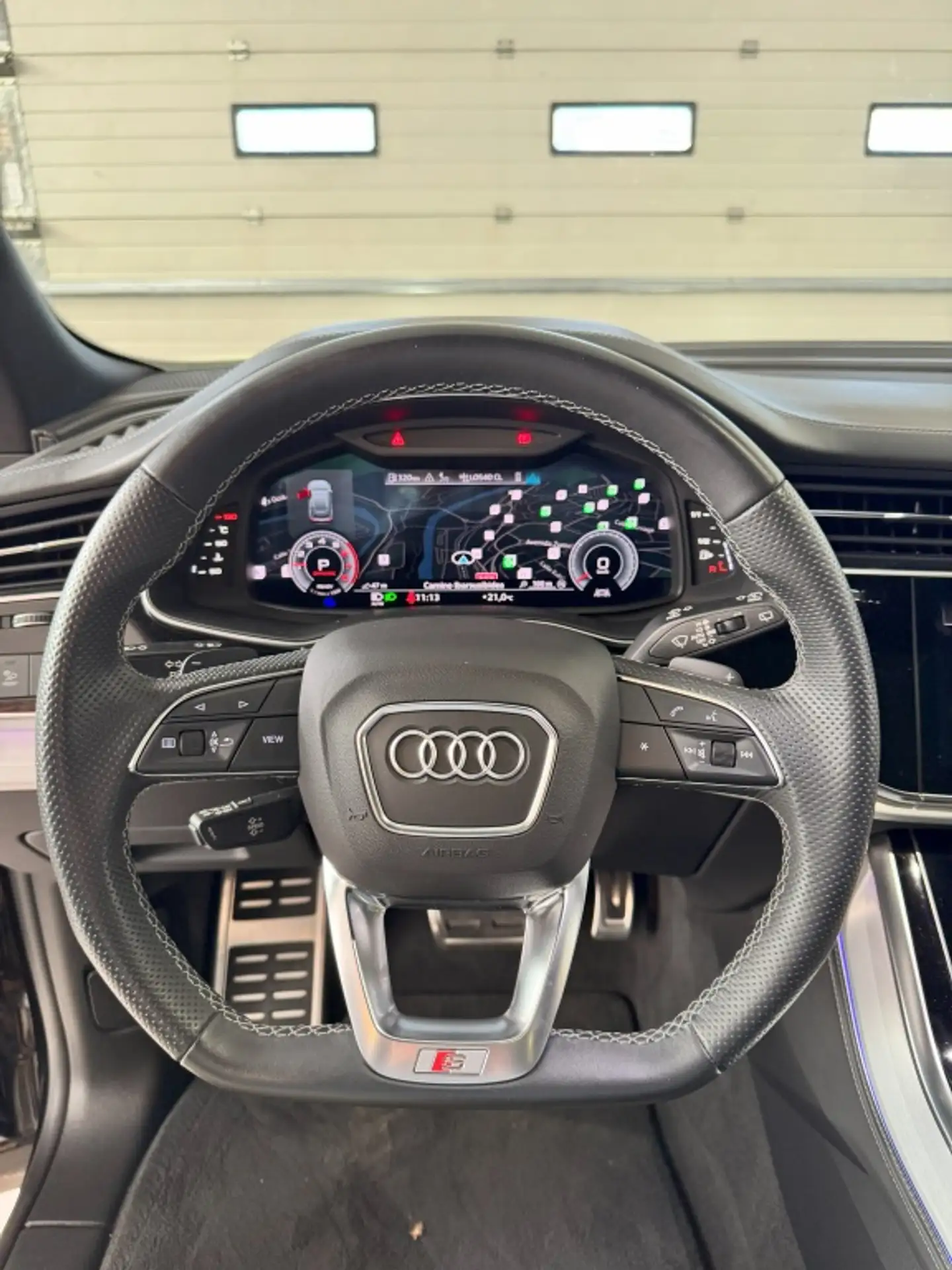 Audi - Q8