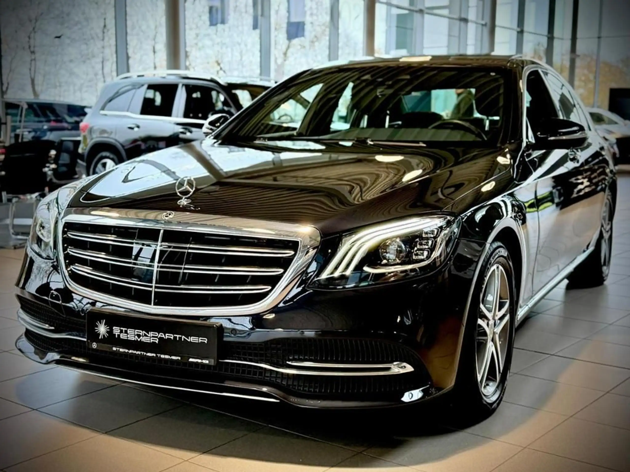 Mercedes-Benz - S 400