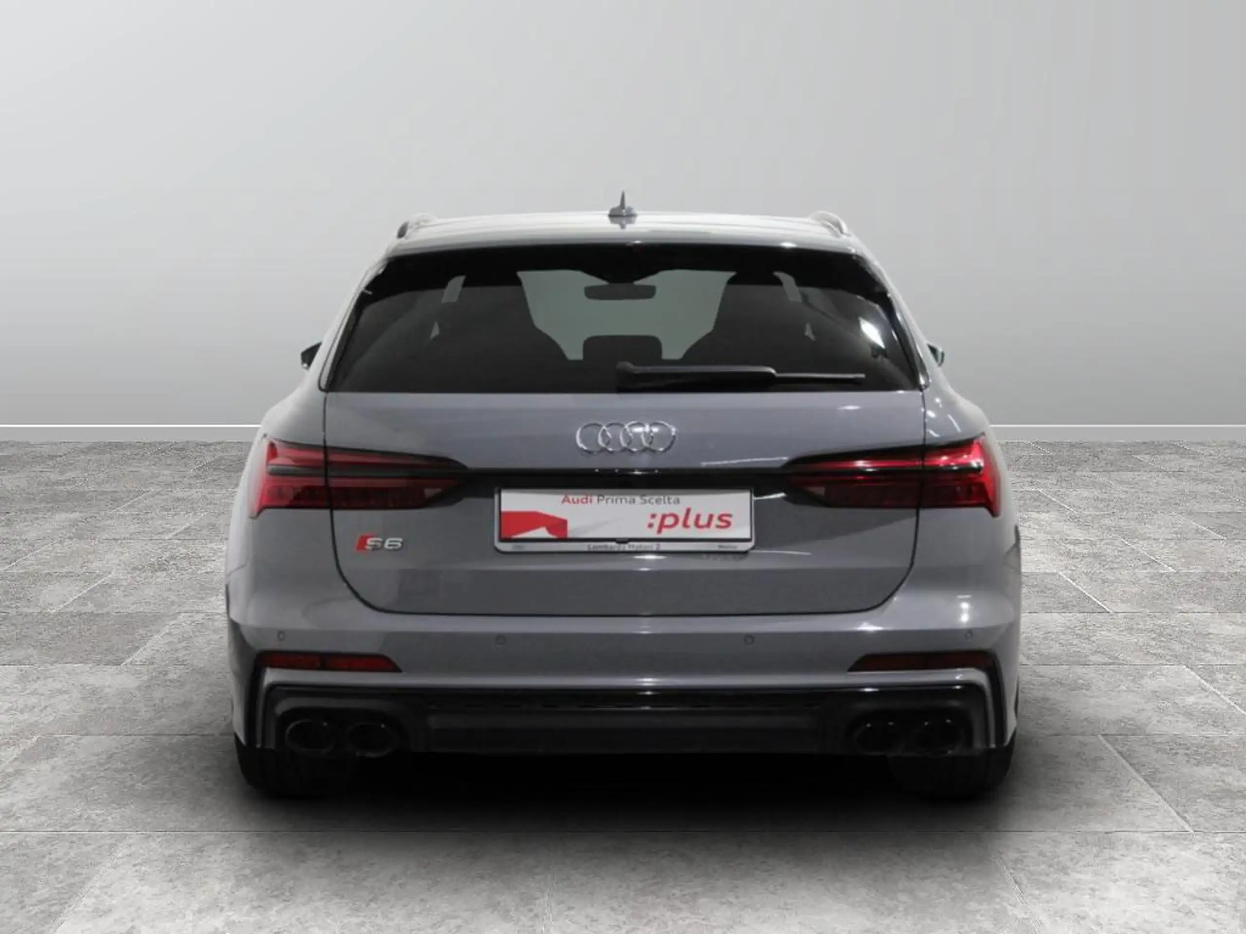 Audi - A6