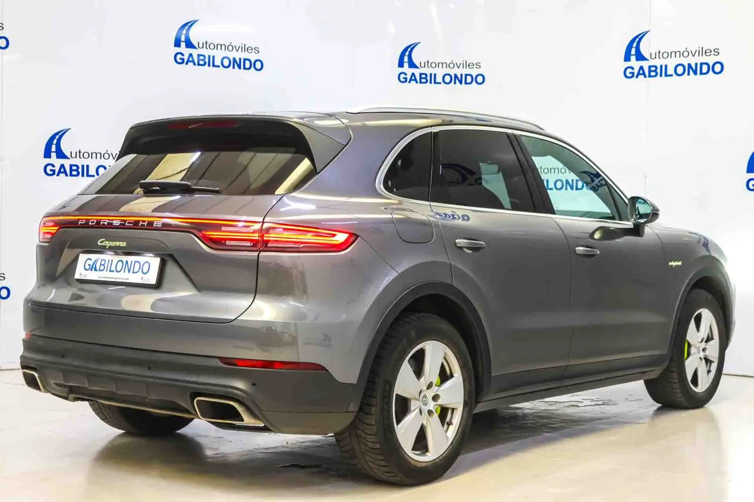 Porsche - Cayenne