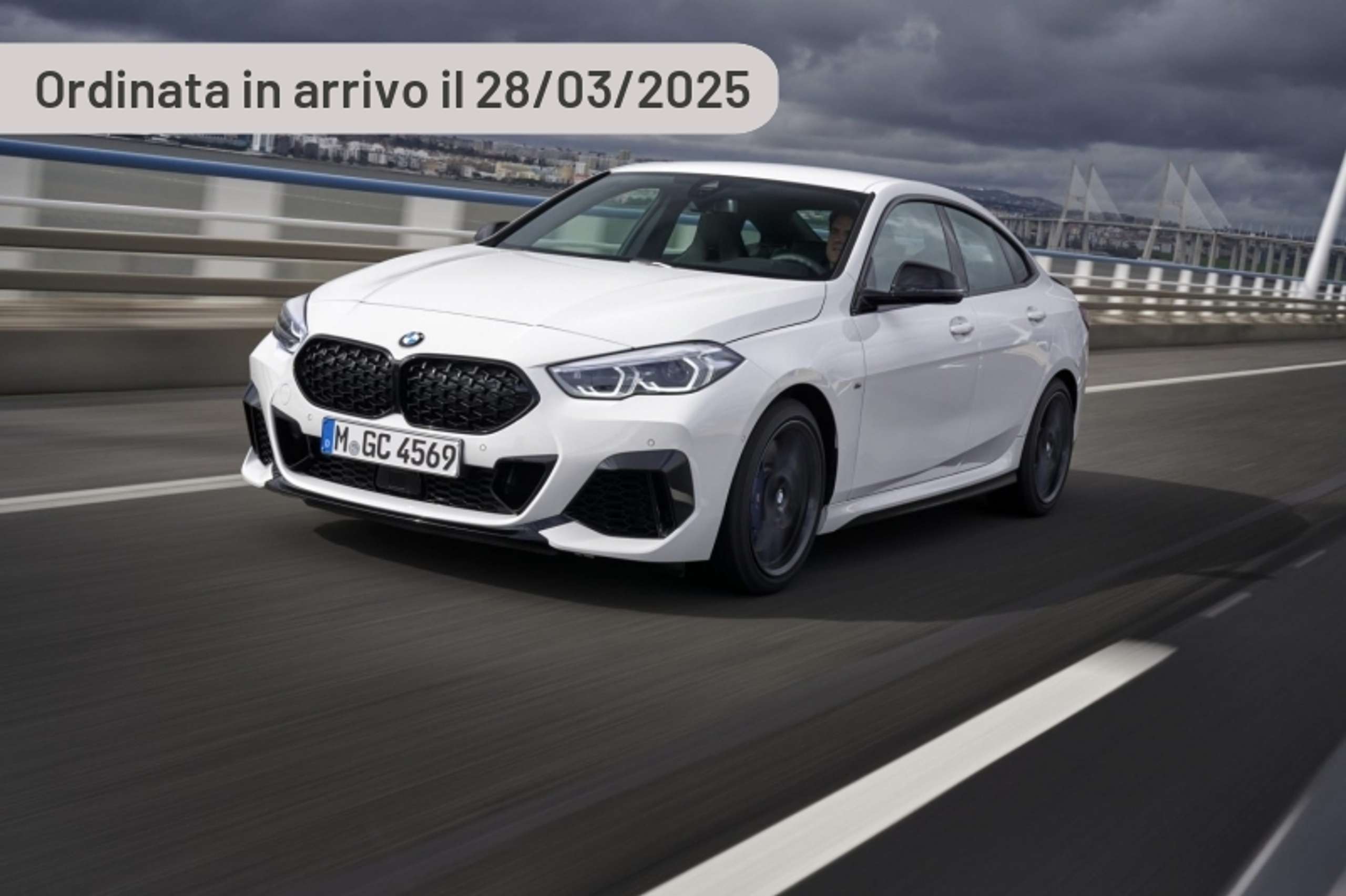 BMW 216 2024