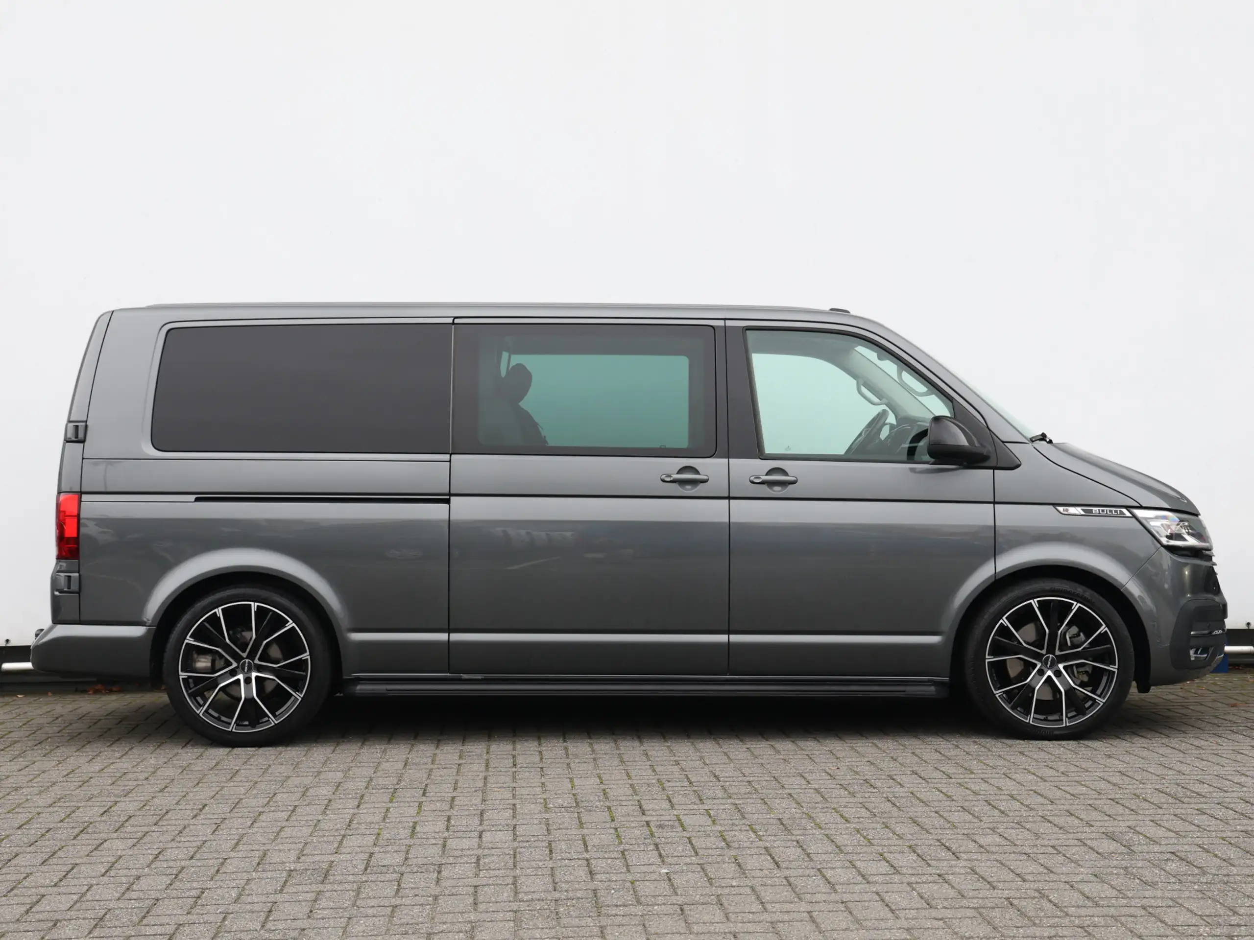 Volkswagen - T6.1 Transporter