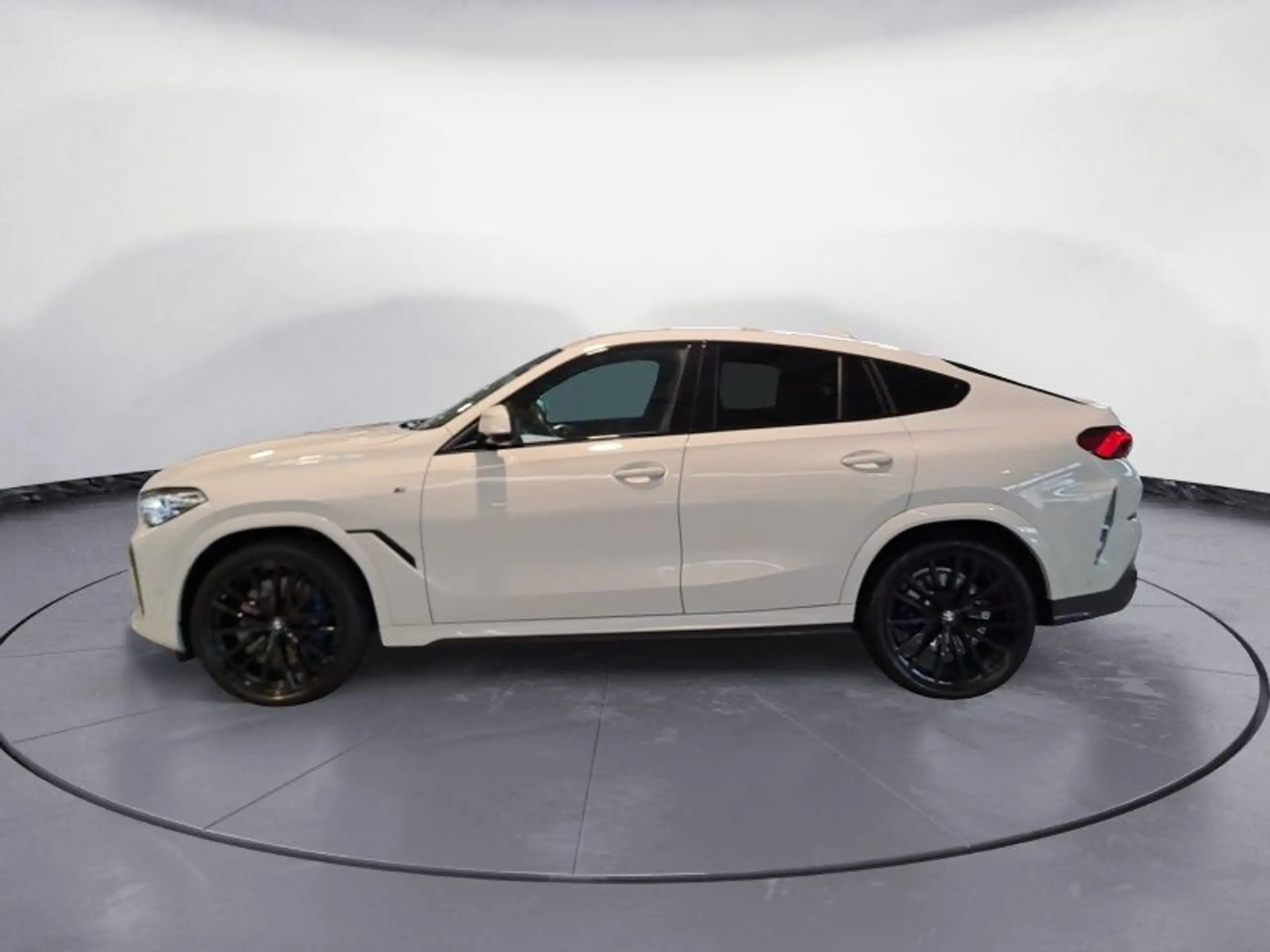 BMW - X6