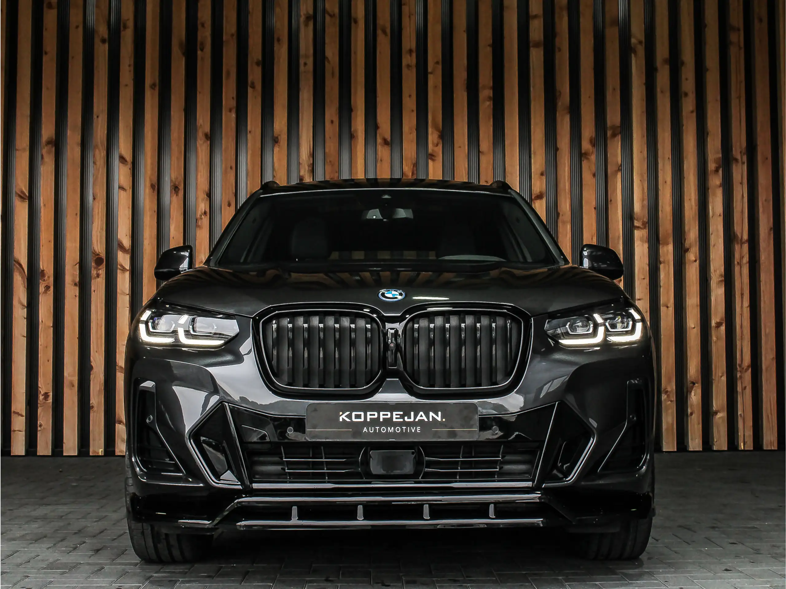 BMW - X3