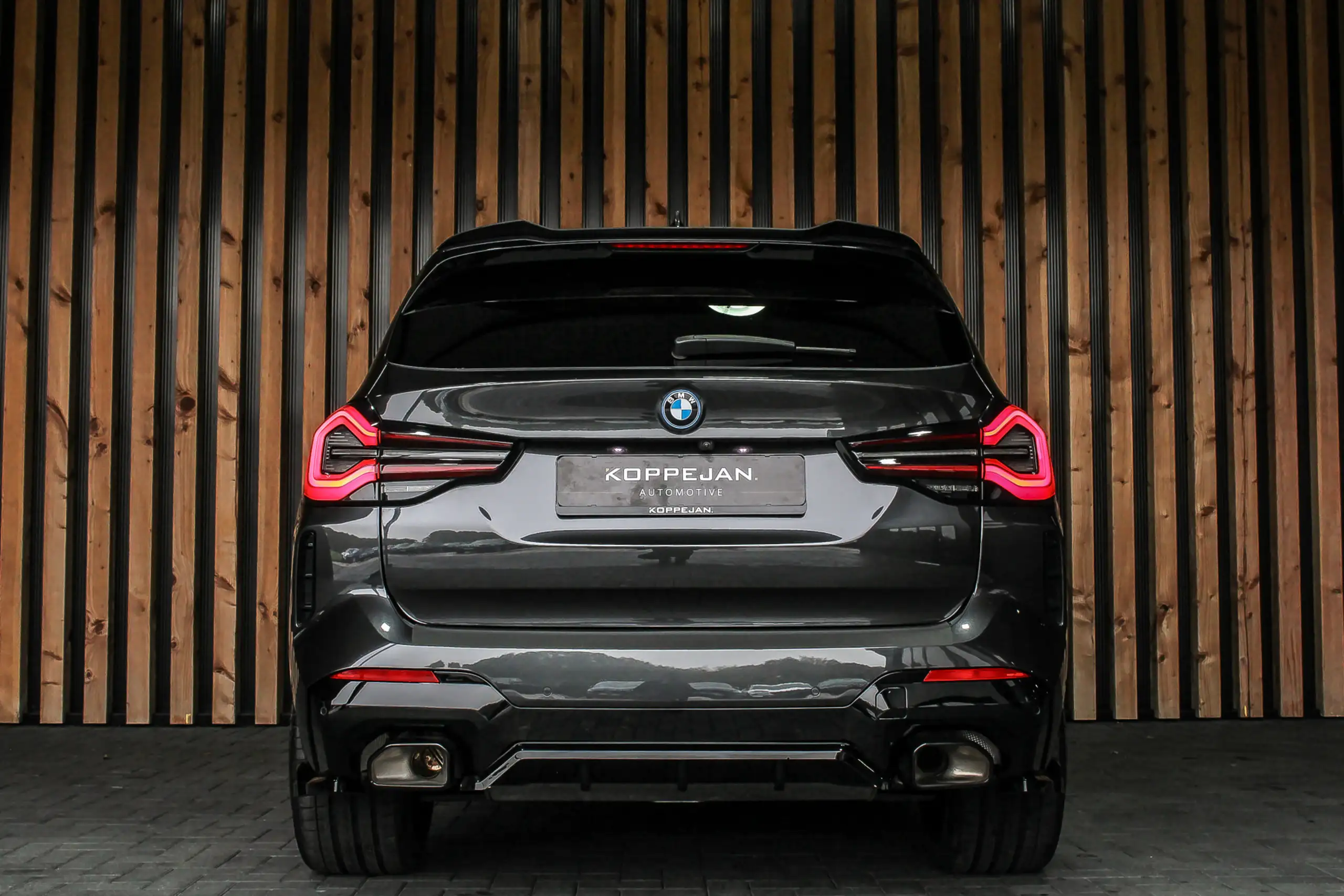 BMW - X3