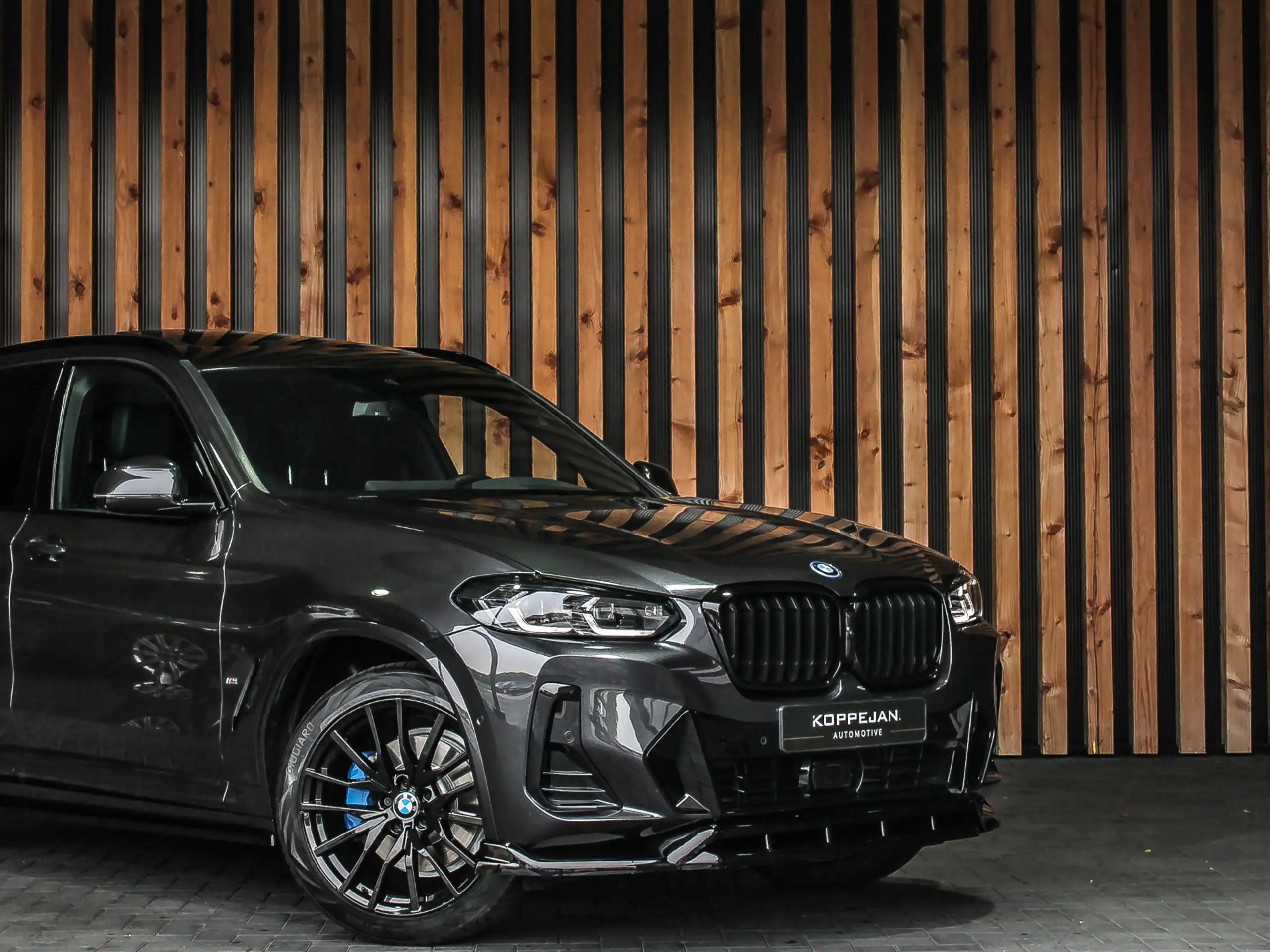 BMW - X3