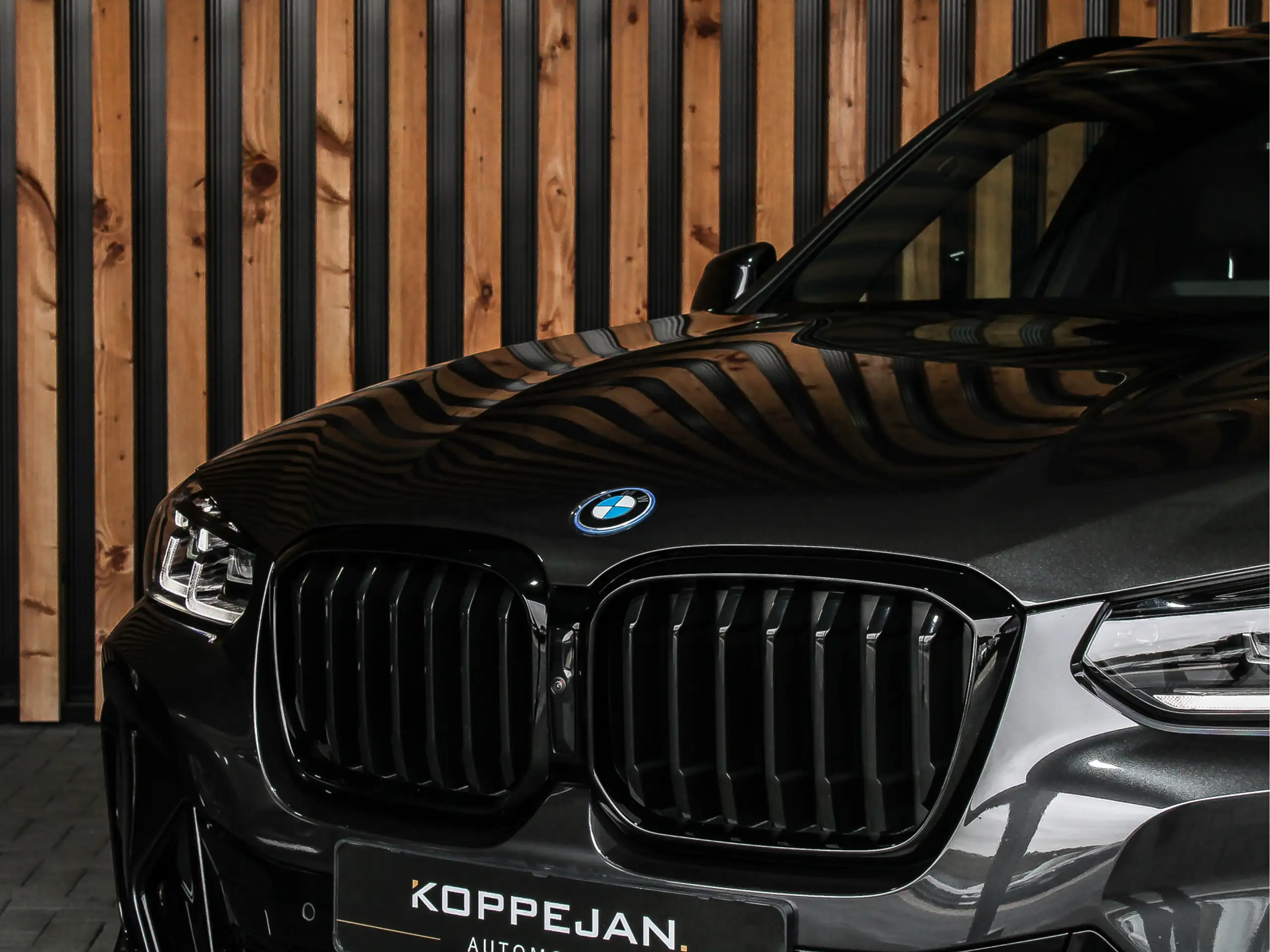 BMW - X3