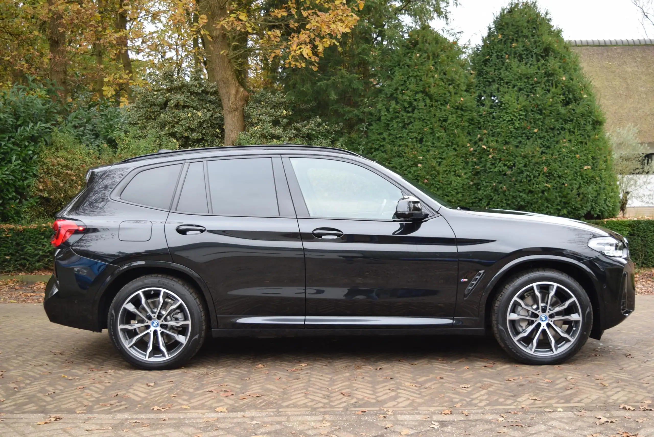 BMW - X3