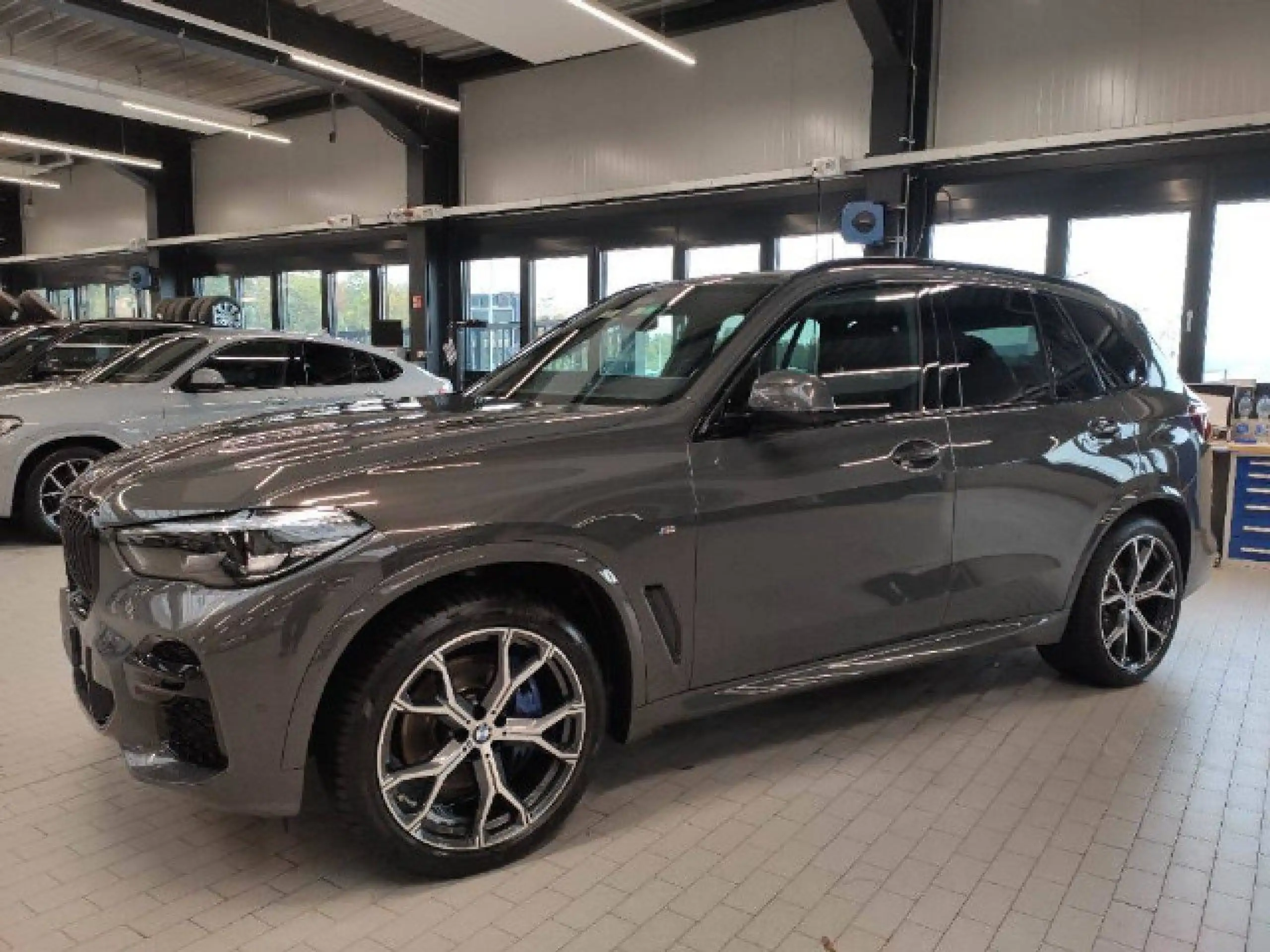 BMW - X5