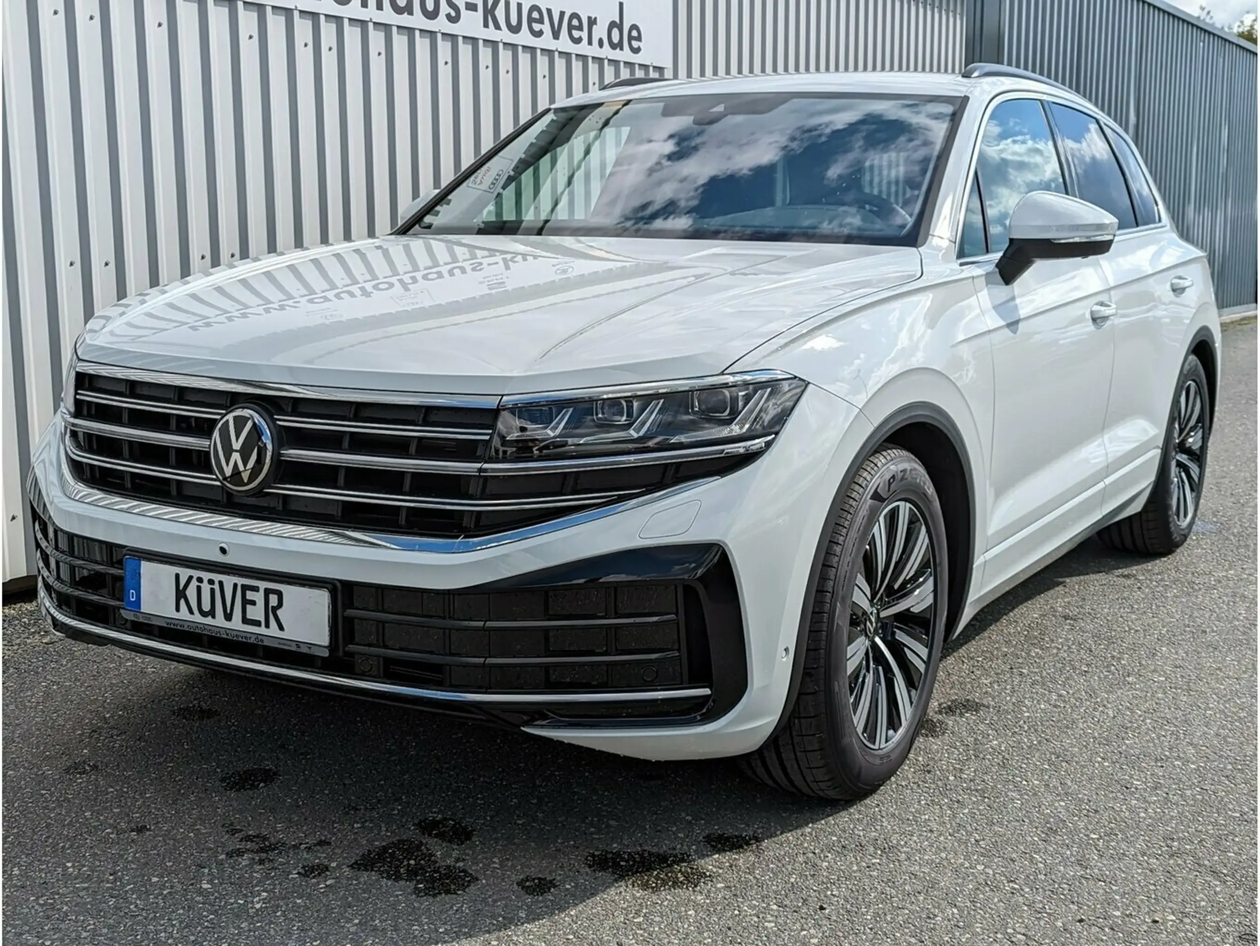 Volkswagen - Touareg