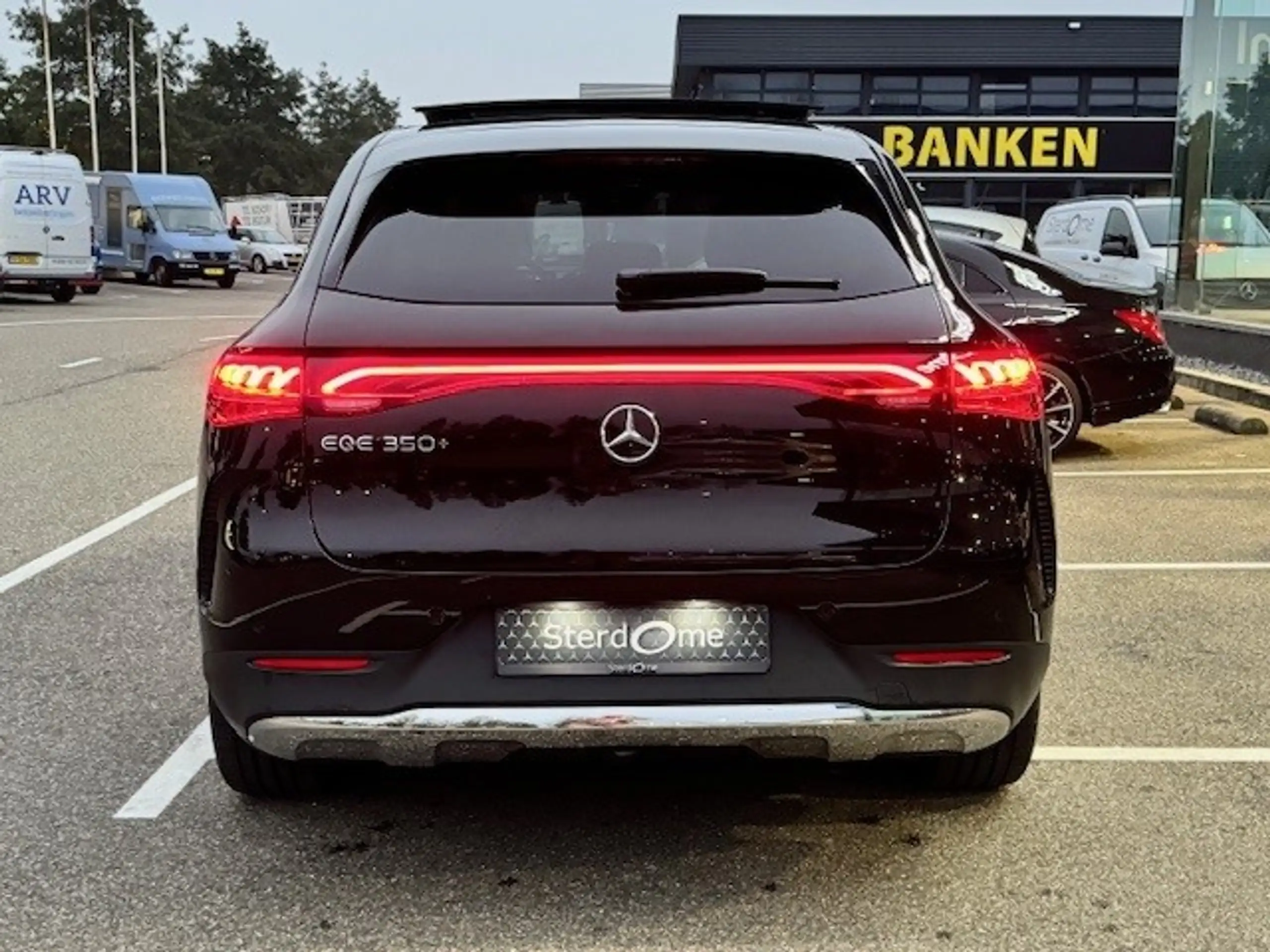 Mercedes-Benz - EQE SUV