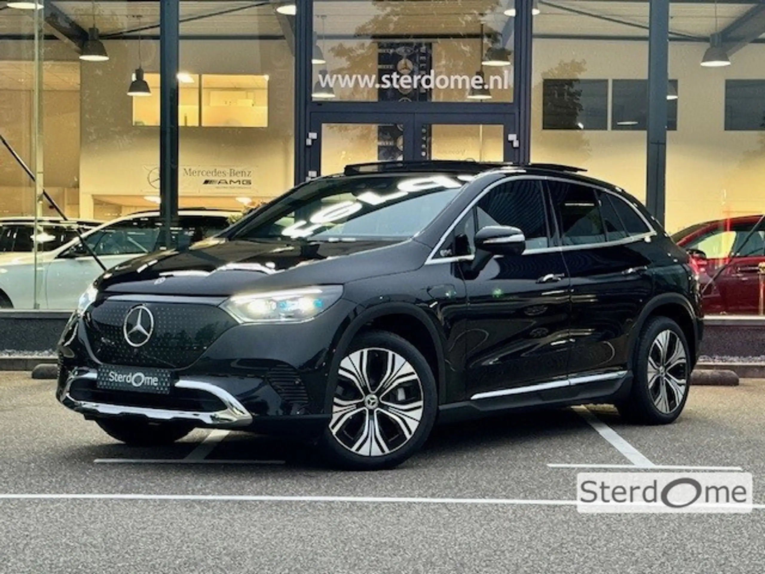 Mercedes-Benz - EQE SUV