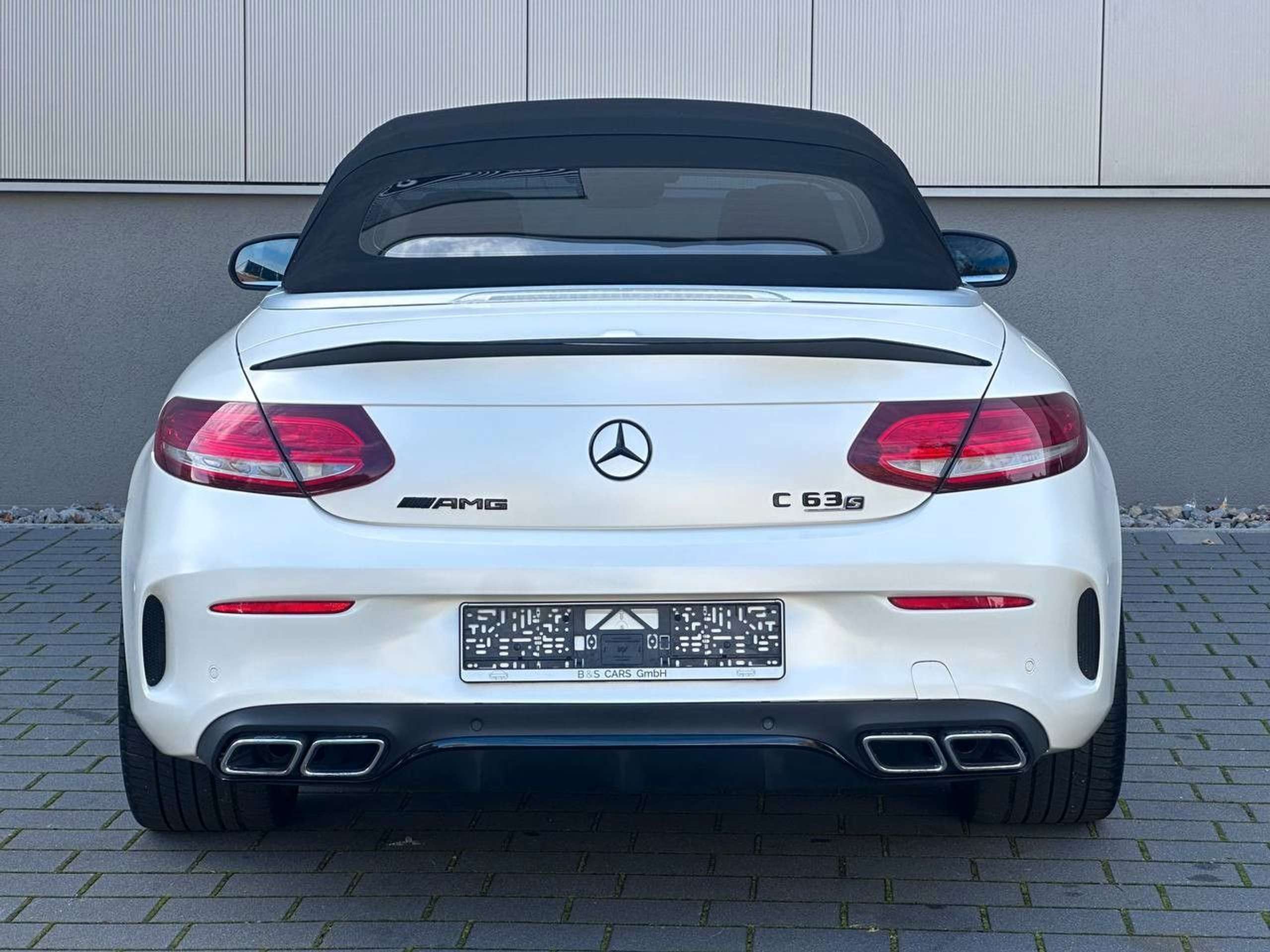 Mercedes-Benz - C 63 AMG