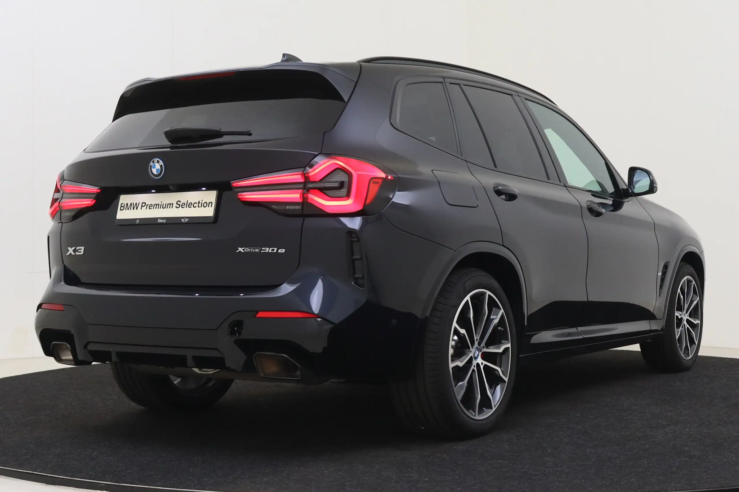 BMW - X3