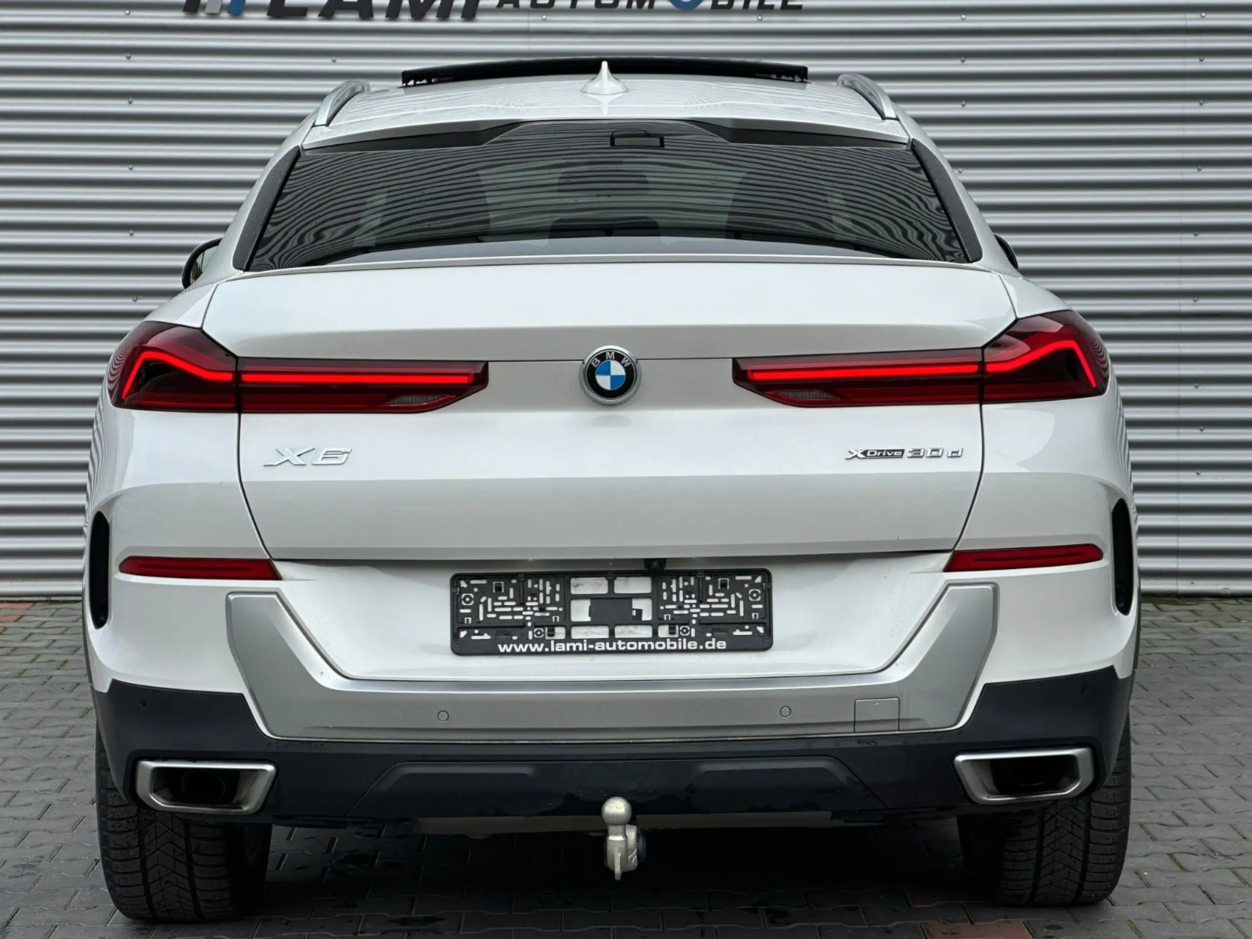 BMW - X6