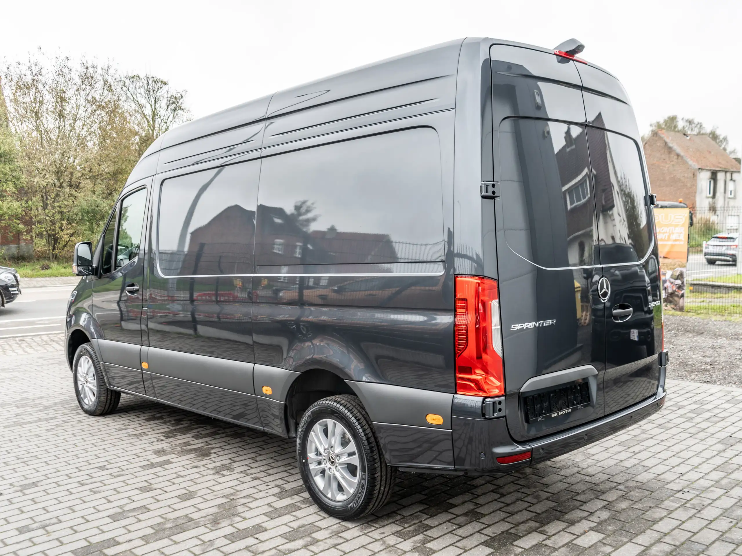 Mercedes-Benz - Sprinter