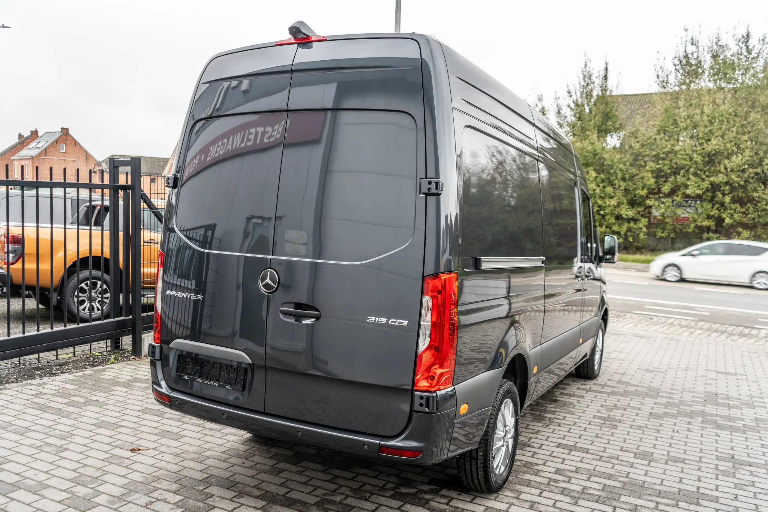 Mercedes-Benz - Sprinter