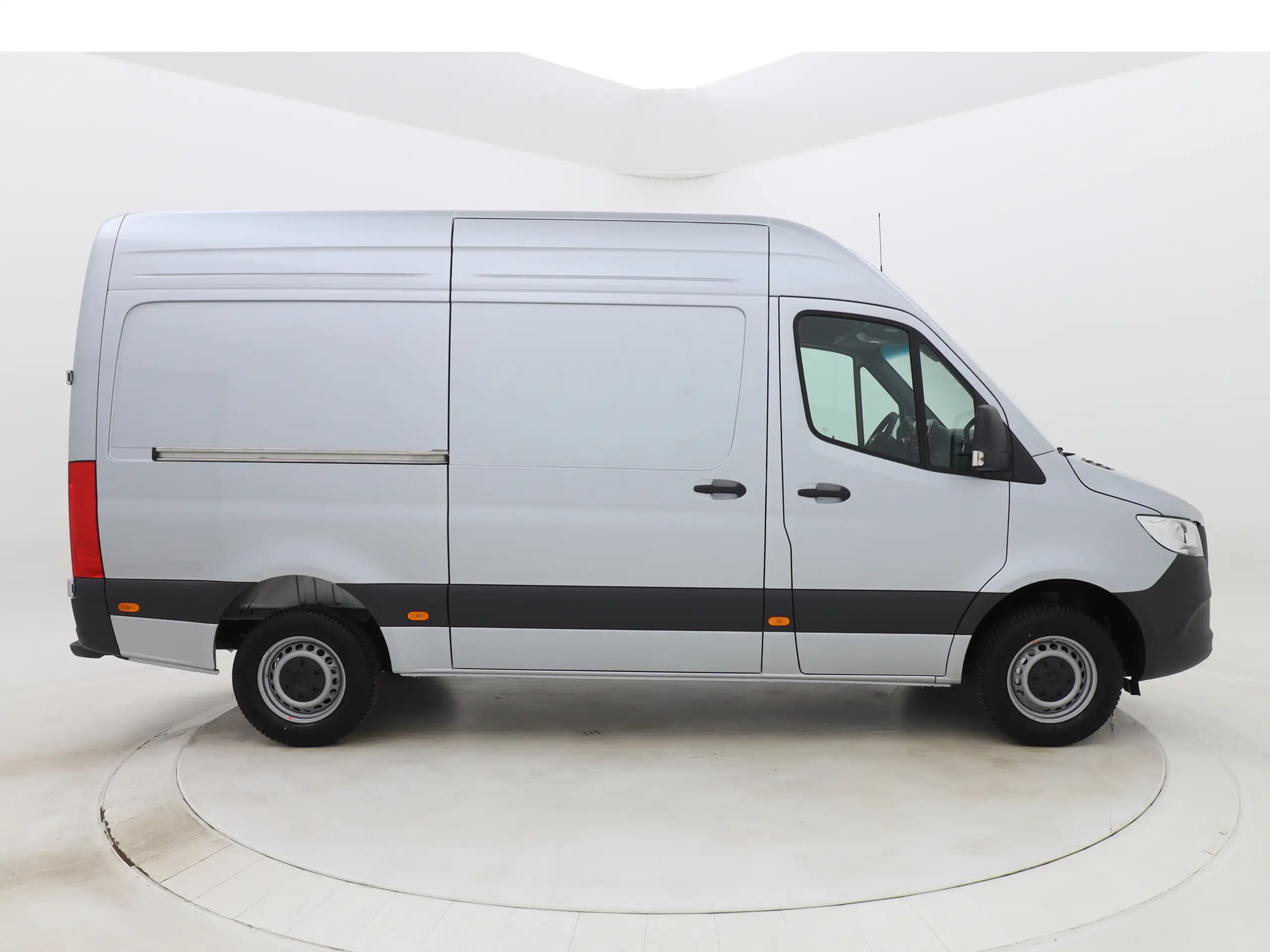 Mercedes-Benz - Sprinter