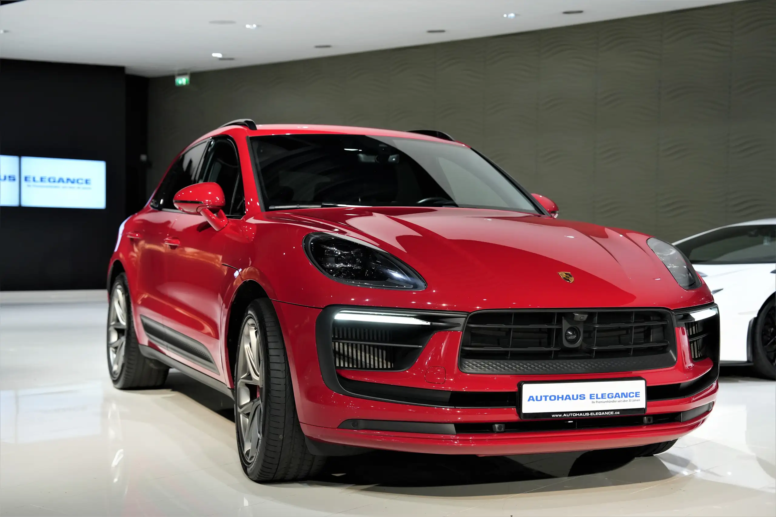 Porsche - Macan