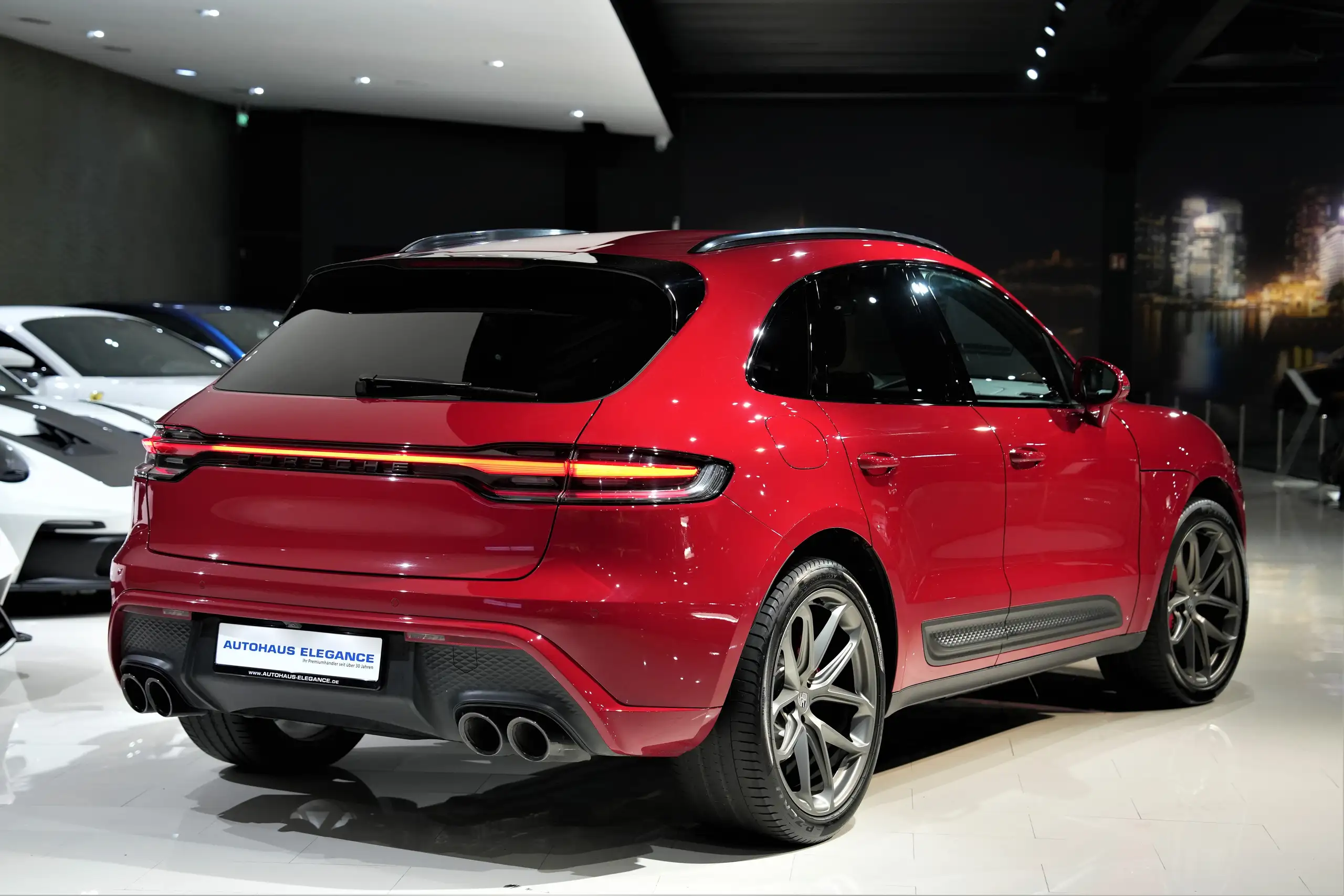 Porsche - Macan