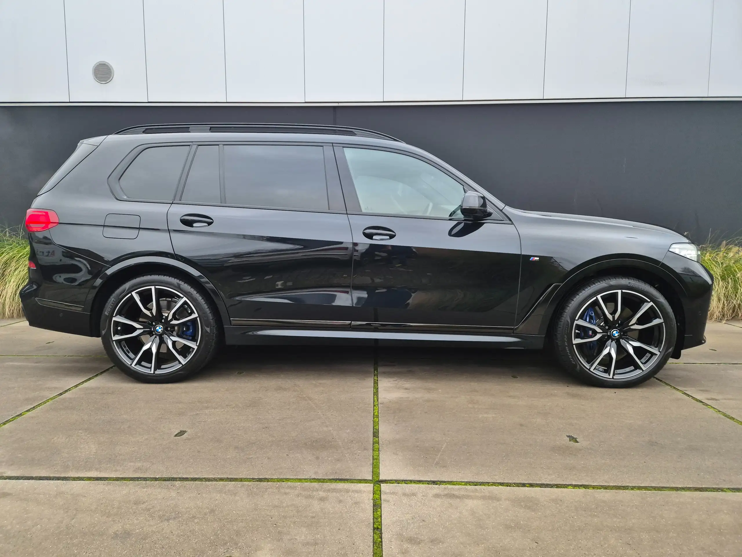 BMW - X7