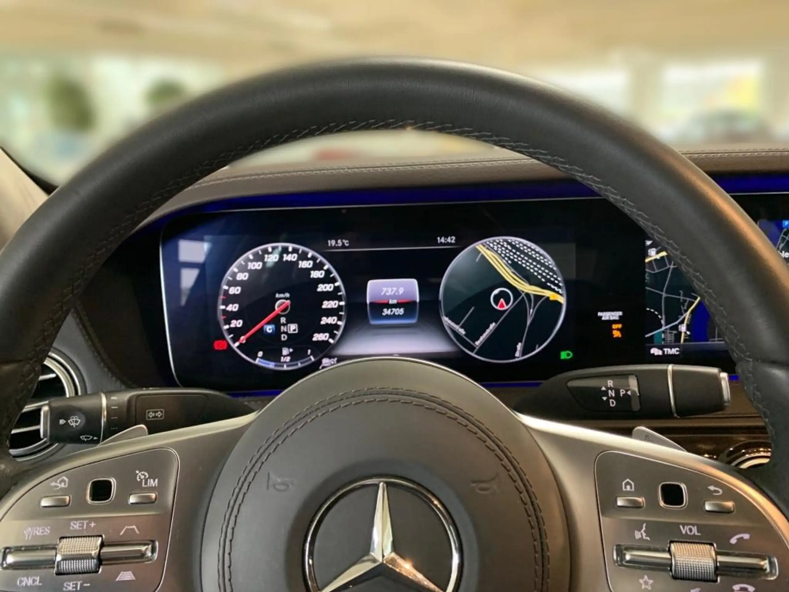 Mercedes-Benz - S 400