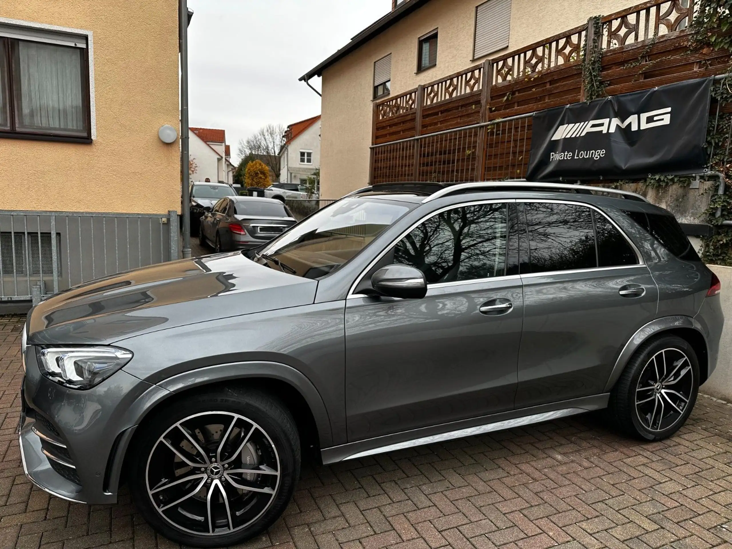 Mercedes-Benz - GLE 400