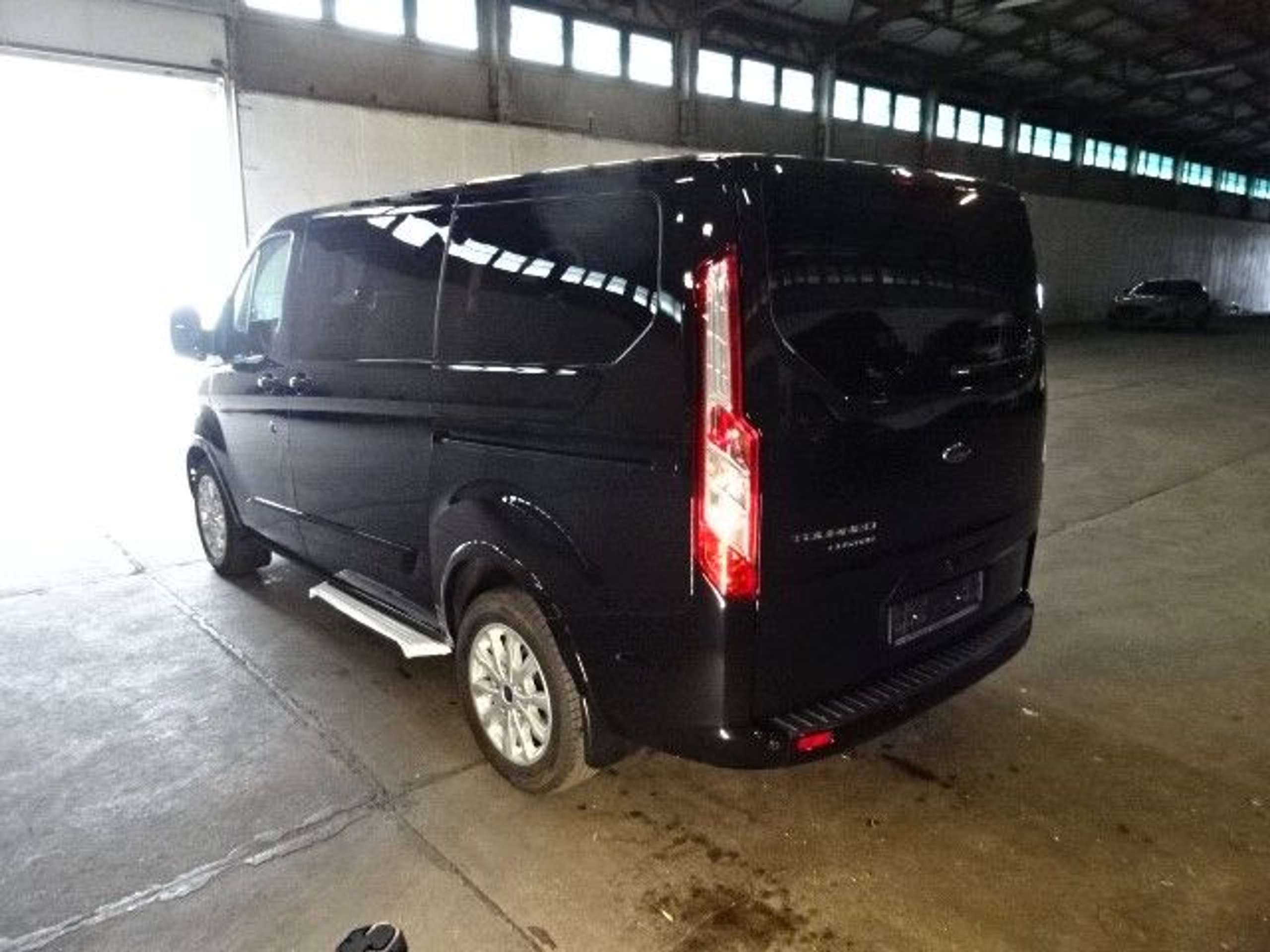 Ford - Tourneo Custom