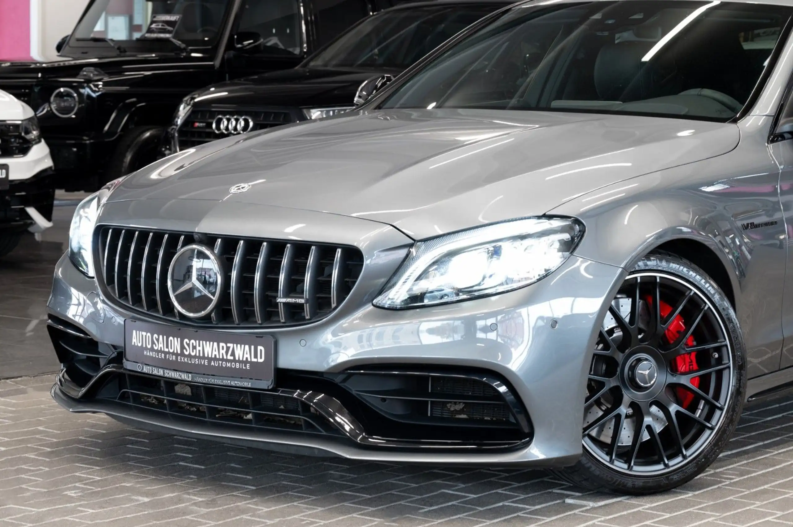 Mercedes-Benz - C 63 AMG