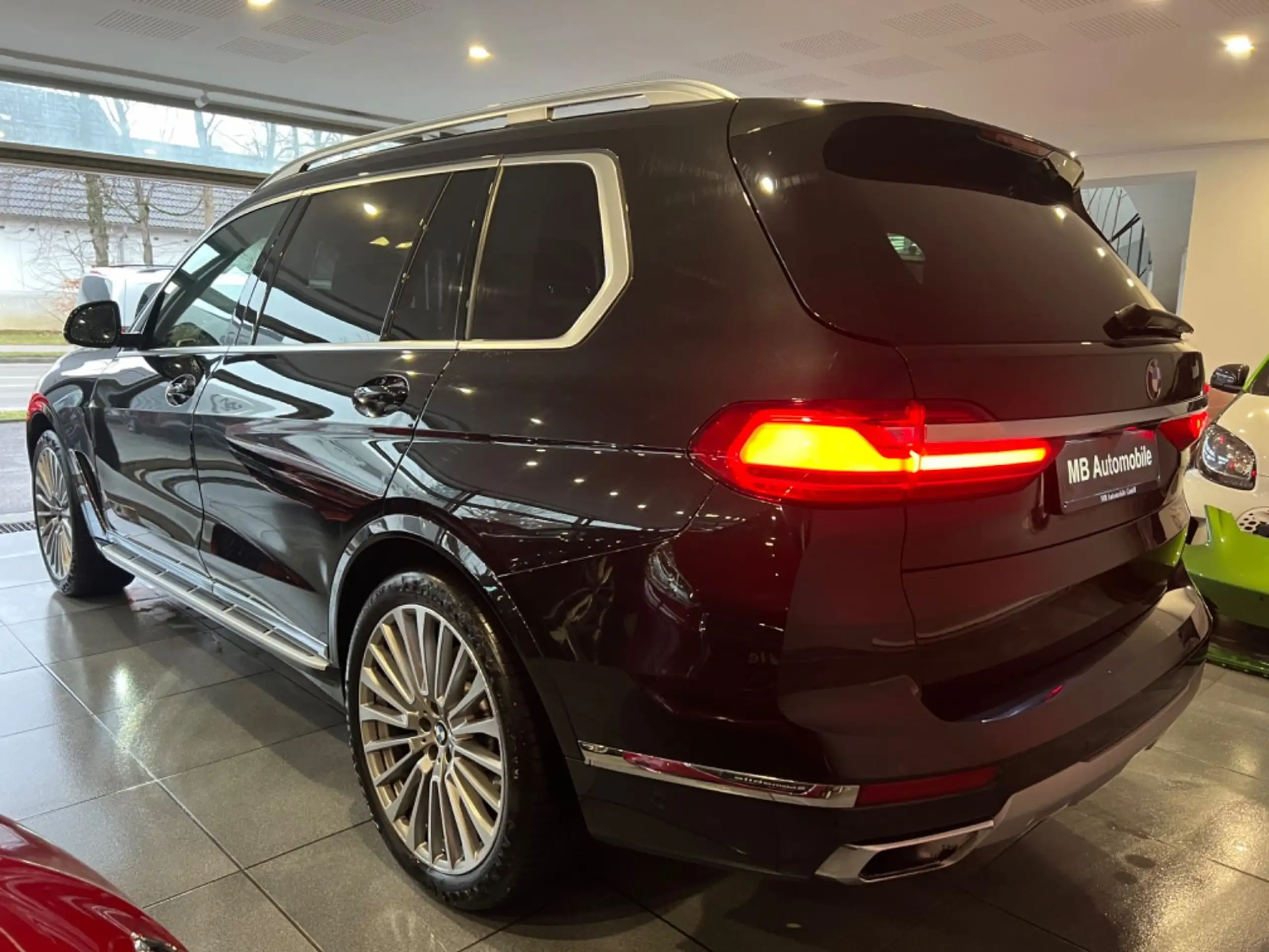 BMW - X7