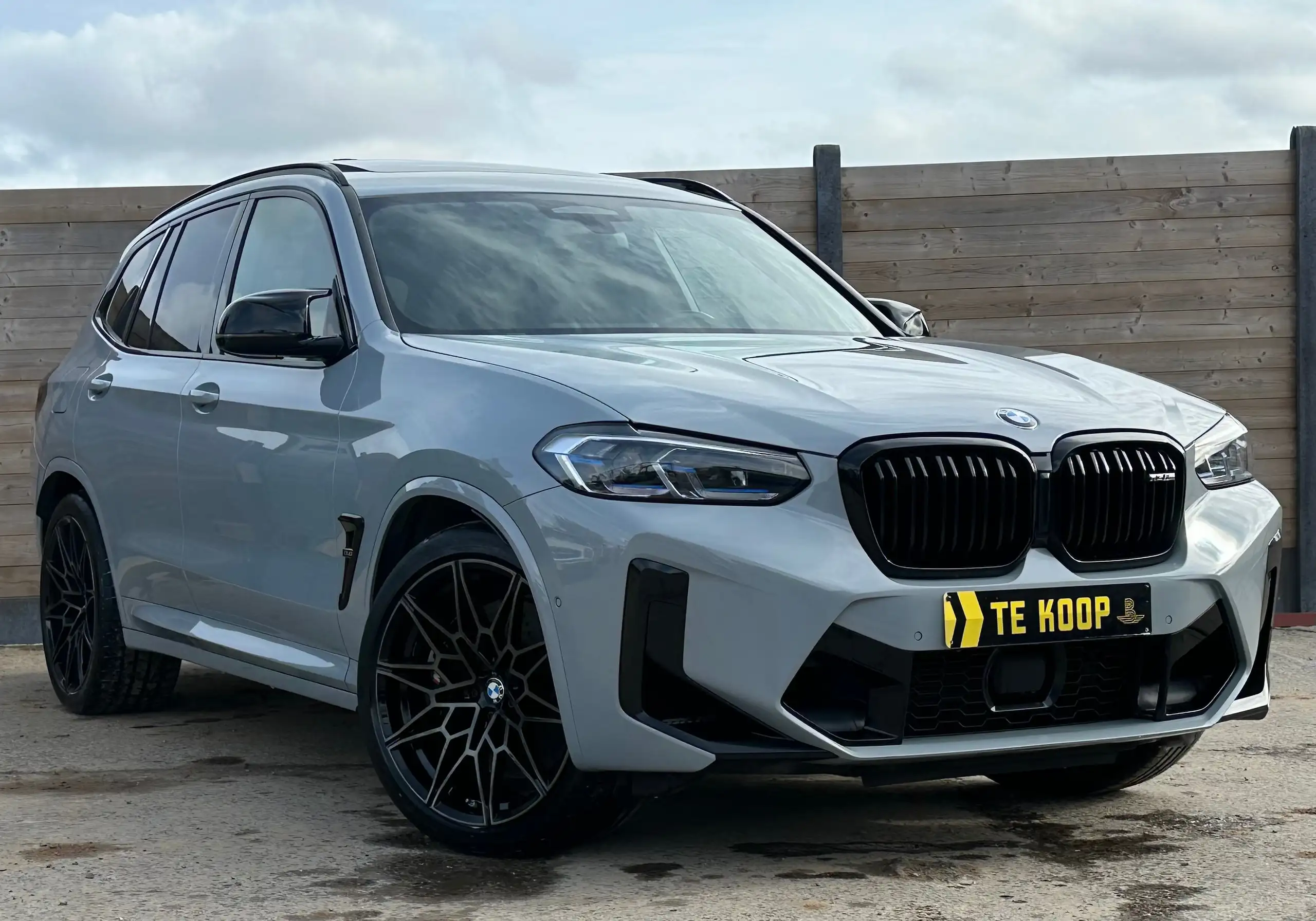 BMW - X3 M