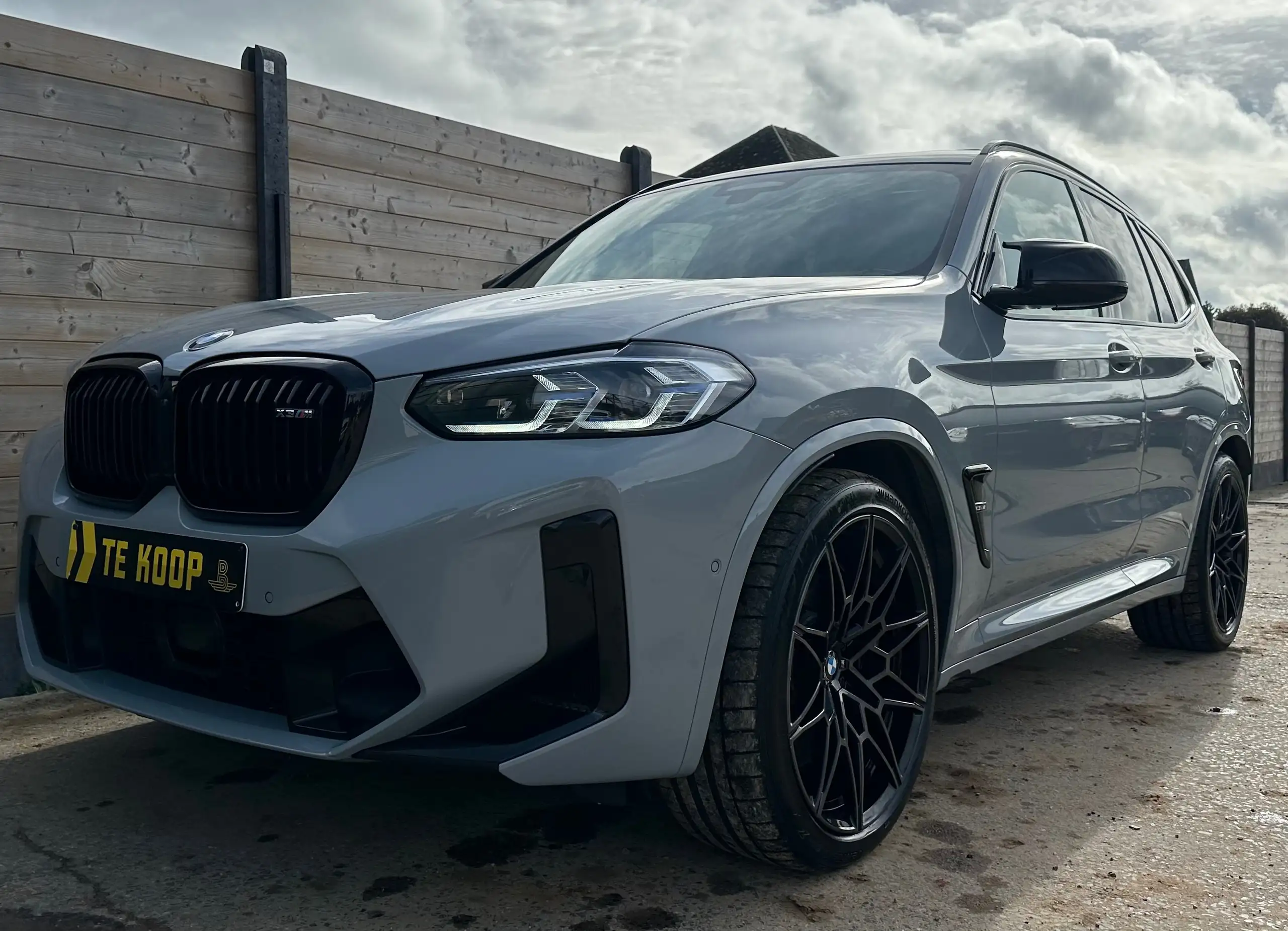 BMW - X3 M