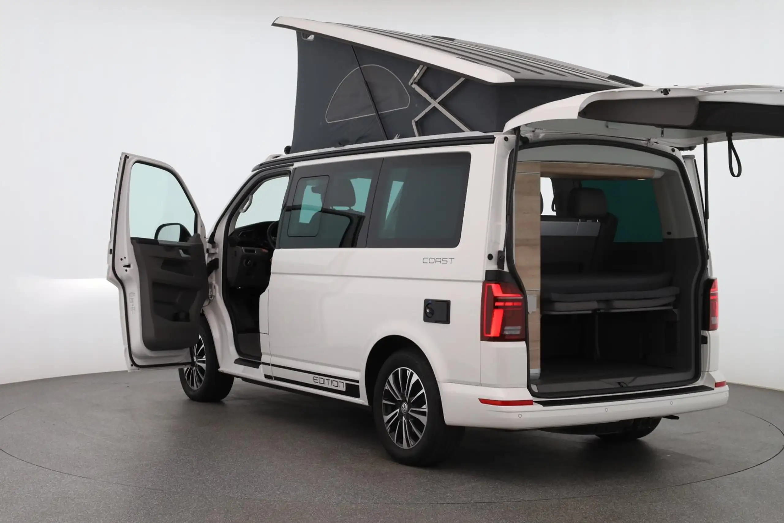 Volkswagen - T6.1 California