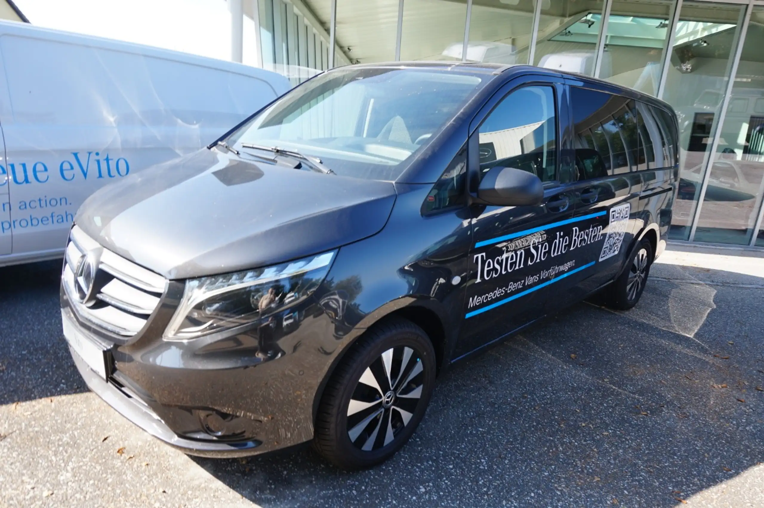 Mercedes-Benz - Vito