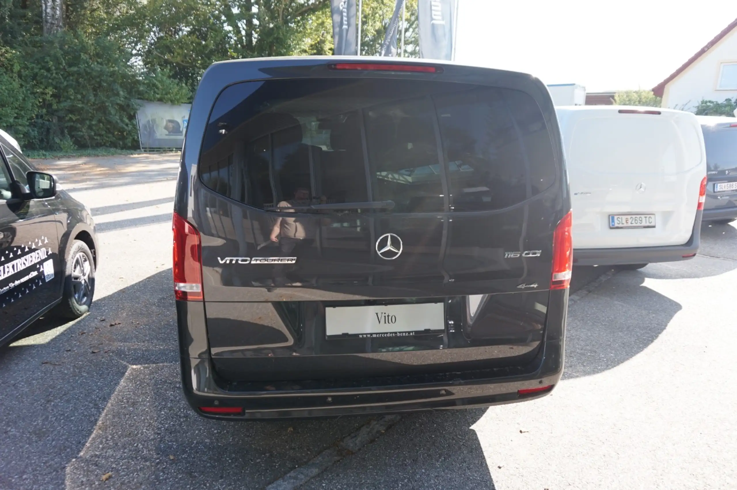 Mercedes-Benz - Vito